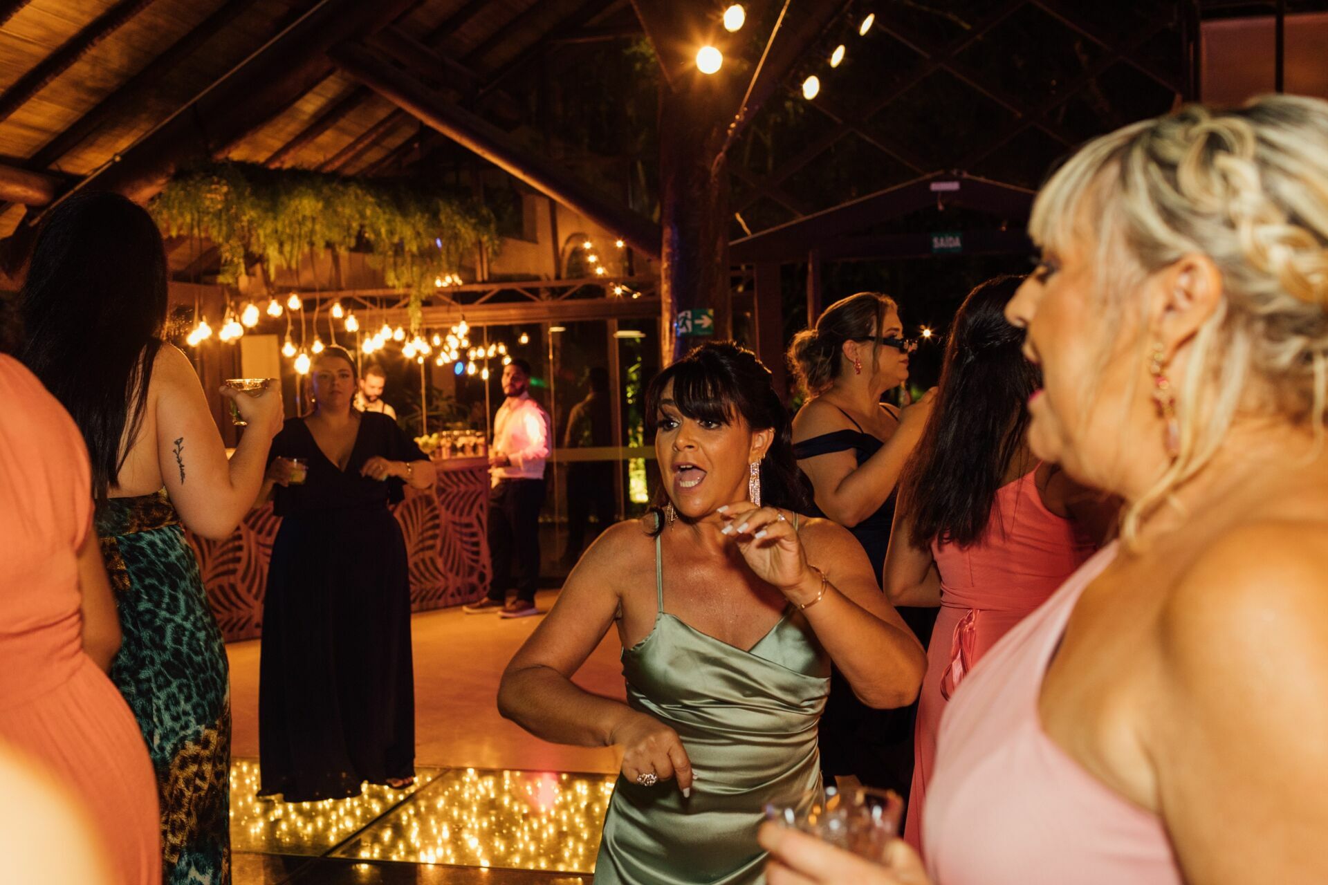 Foto Casamento Carla e Lucas - Casa Giardino - Mogi das Cruzes -sp - Imagem 259