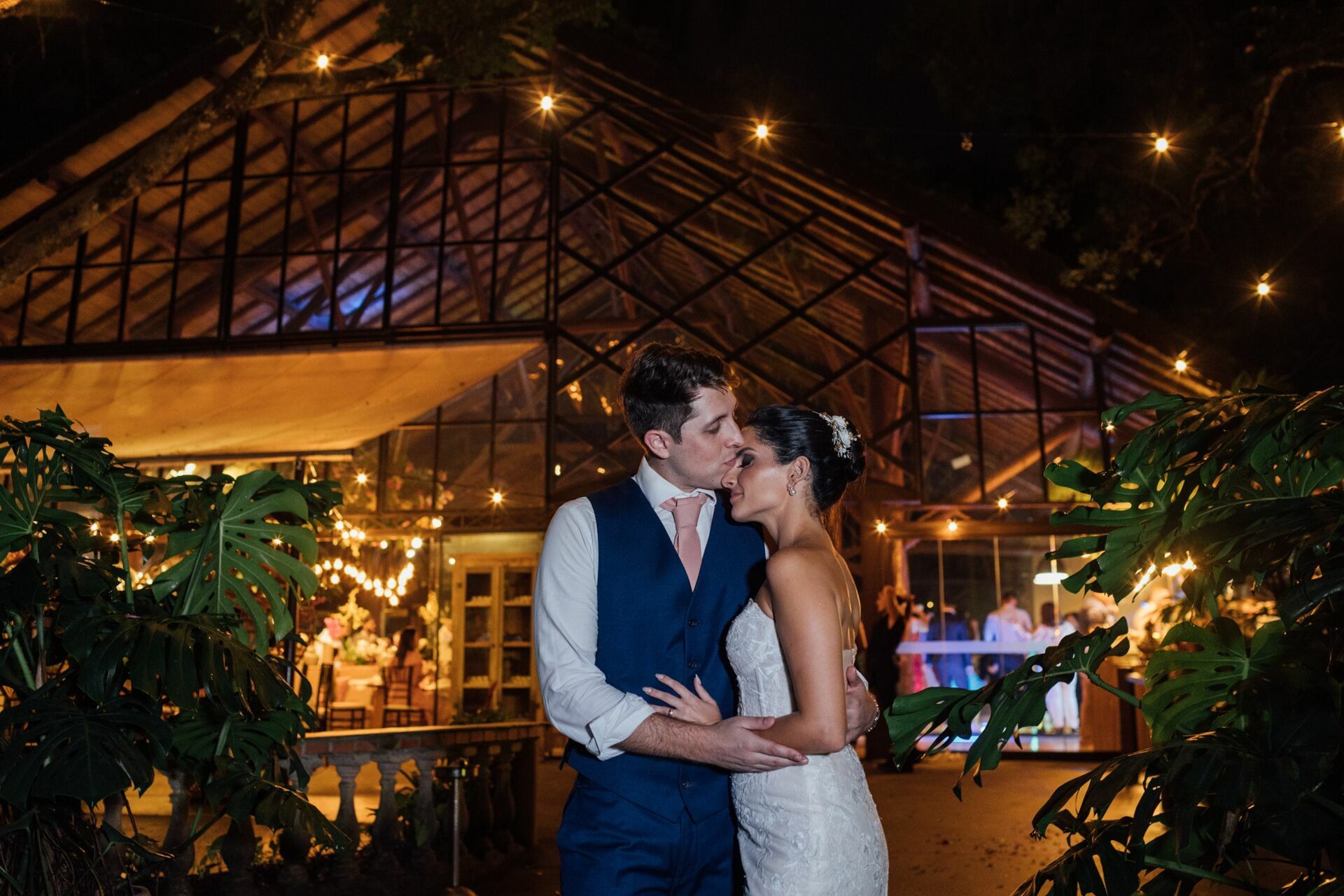 Foto Casamento Carla e Lucas - Casa Giardino - Mogi das Cruzes -sp - Imagem 274