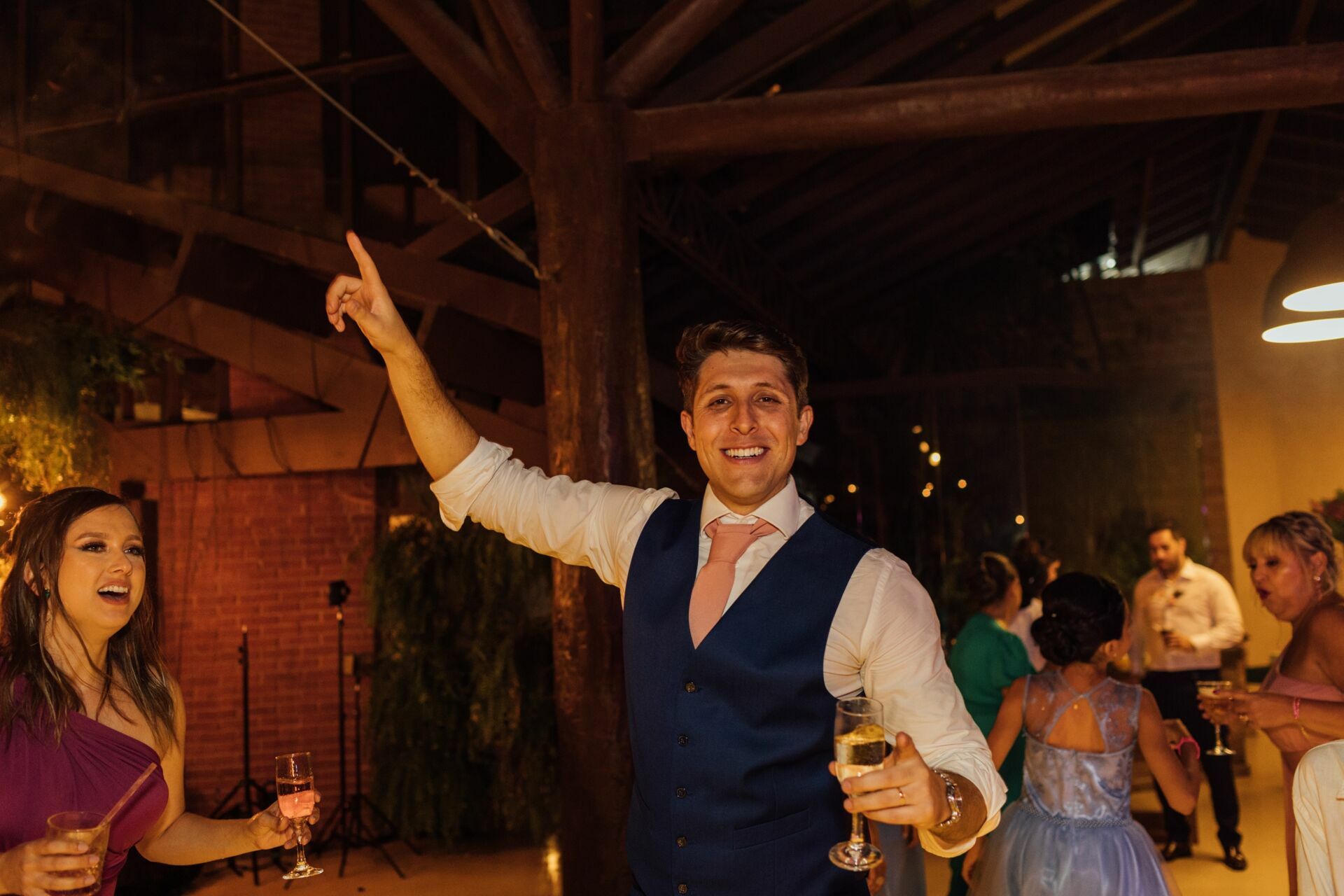 Foto Casamento Carla e Lucas - Casa Giardino - Mogi das Cruzes -sp - Imagem 282