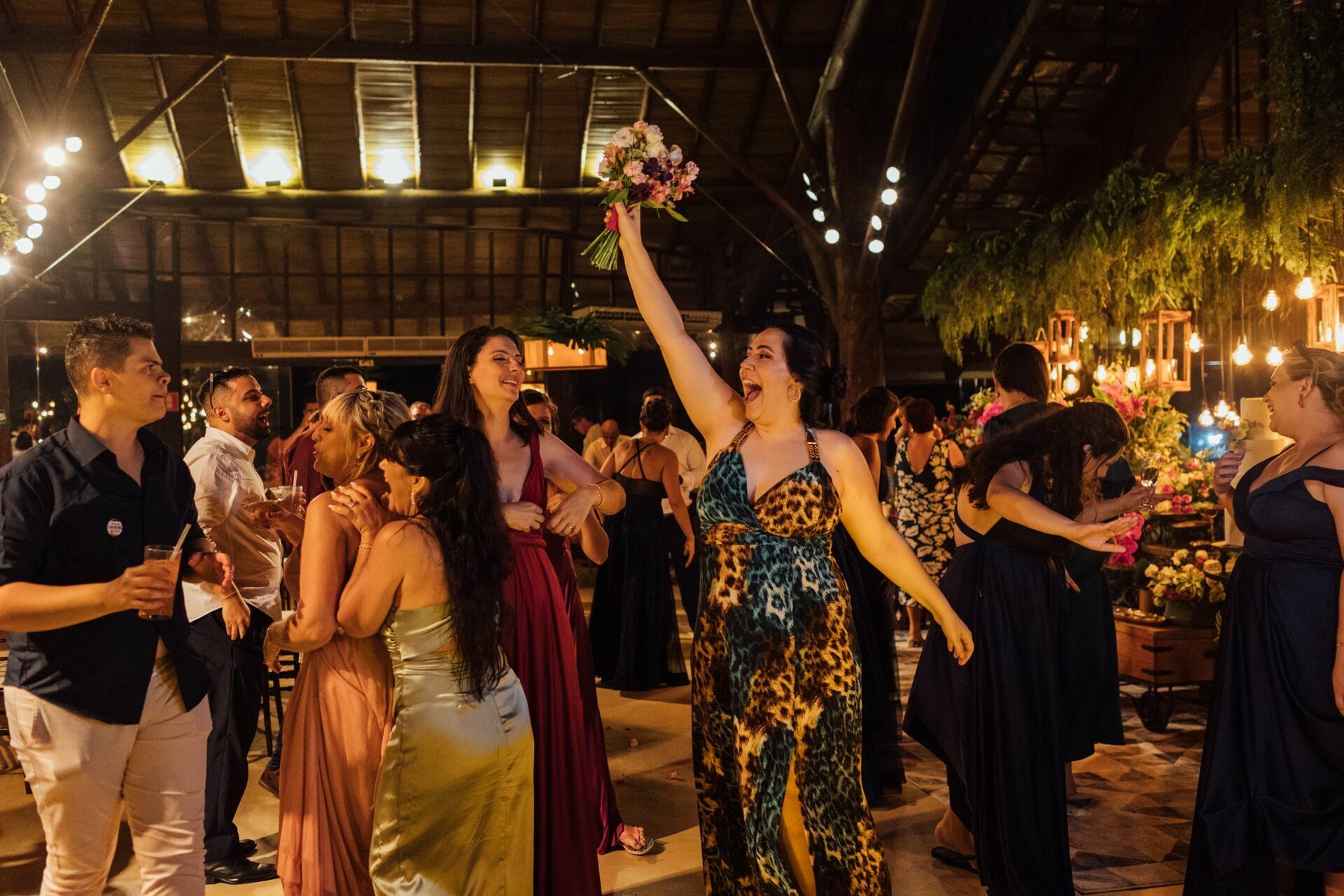 Foto Casamento Carla e Lucas - Casa Giardino - Mogi das Cruzes -sp - Imagem 353