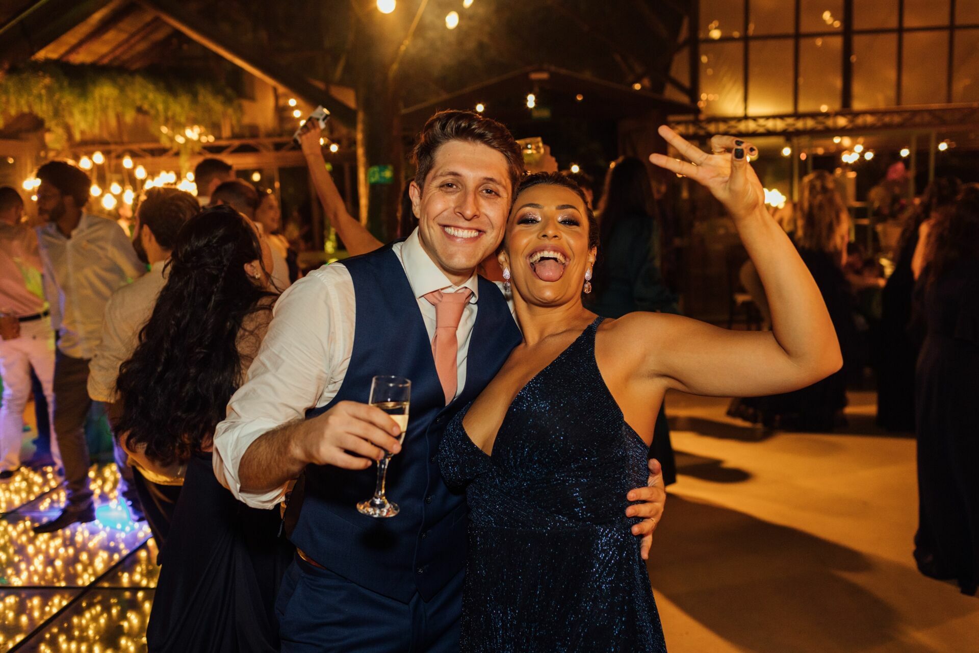 Foto Casamento Carla e Lucas - Casa Giardino - Mogi das Cruzes -sp - Imagem 328