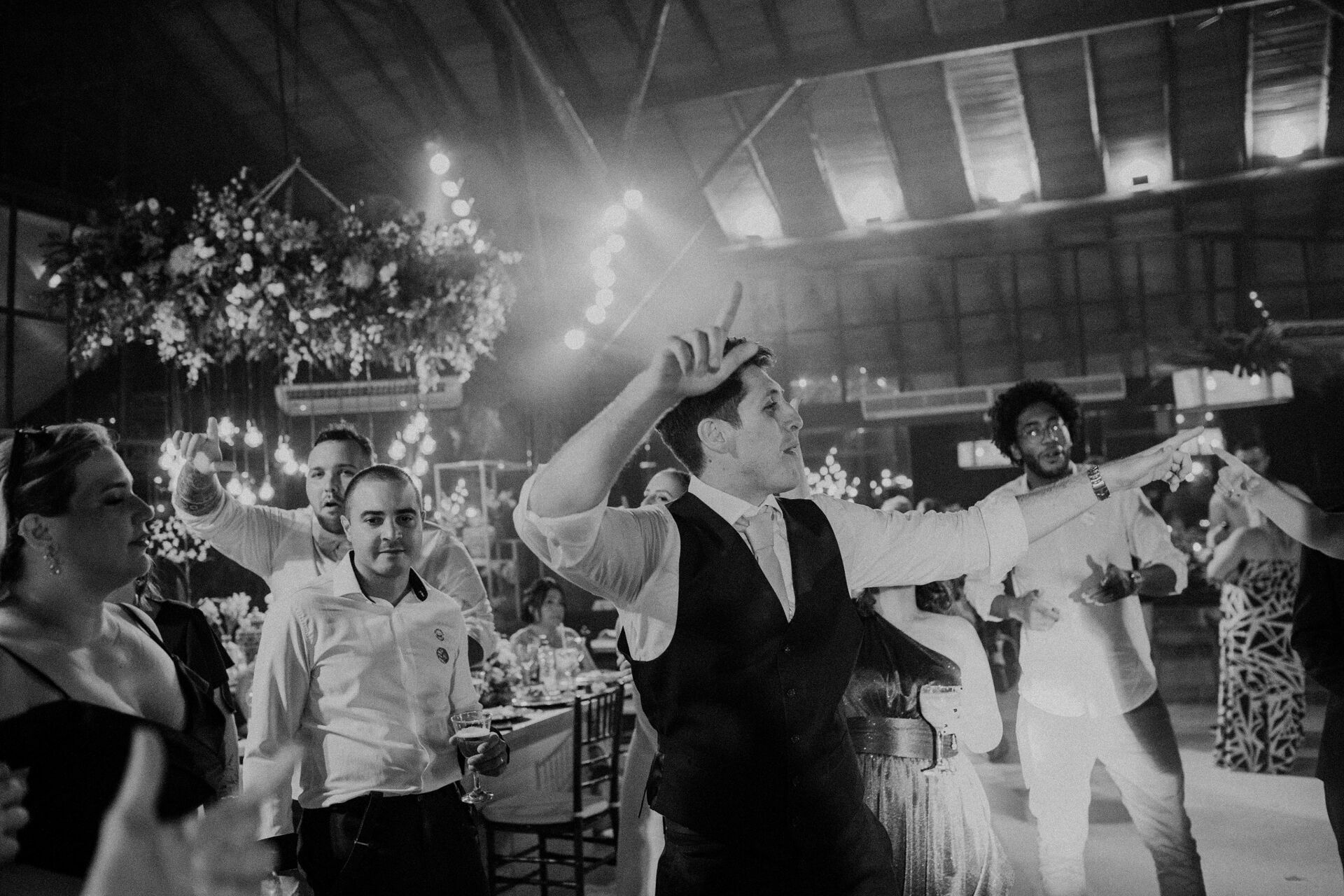 Foto Casamento Carla e Lucas - Casa Giardino - Mogi das Cruzes -sp - Imagem 318