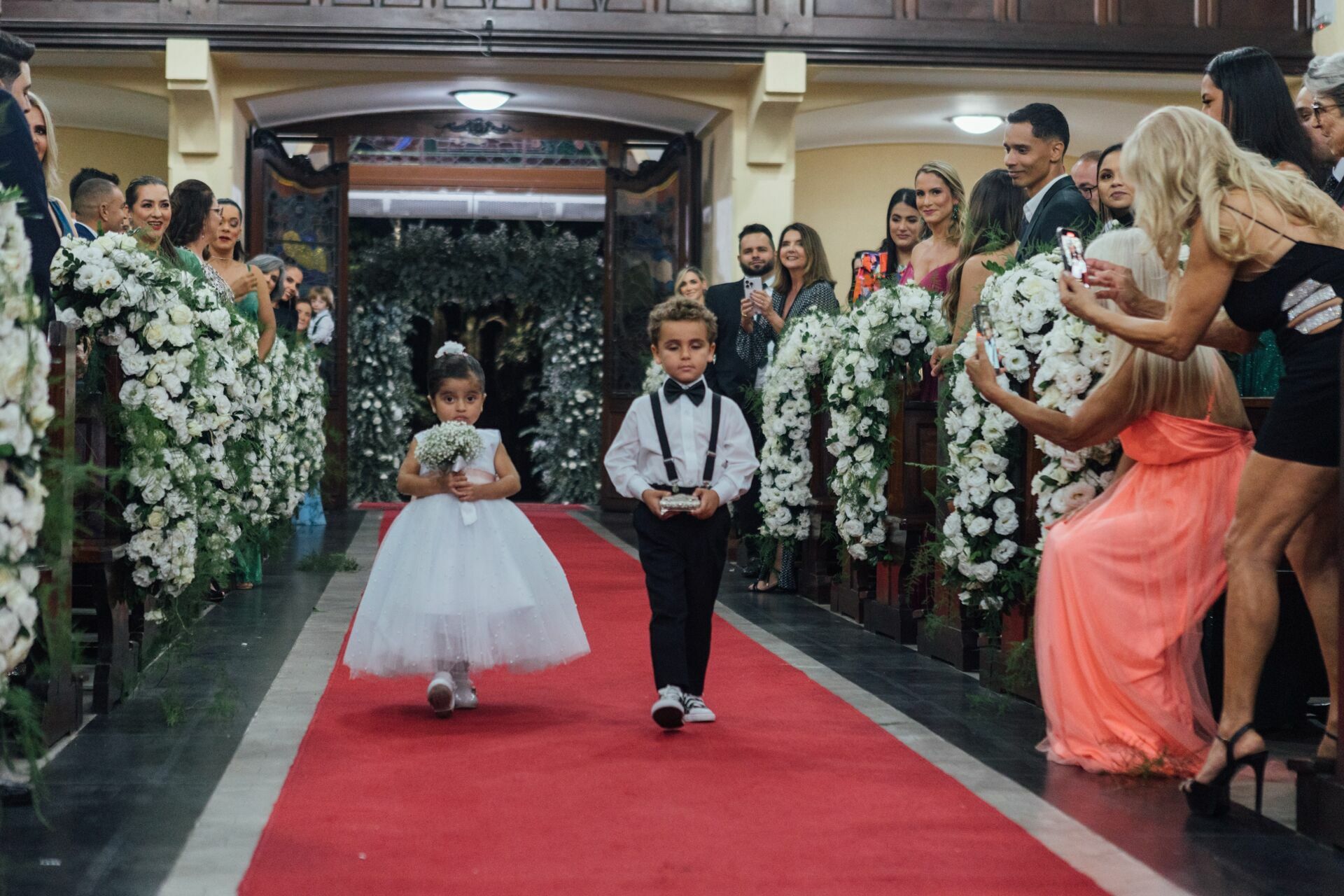 Foto Casamento Ana Carolina e Paulo Henrique - Igreja Santa Cecilia e Galpon - VR -RJ - Imagem 77