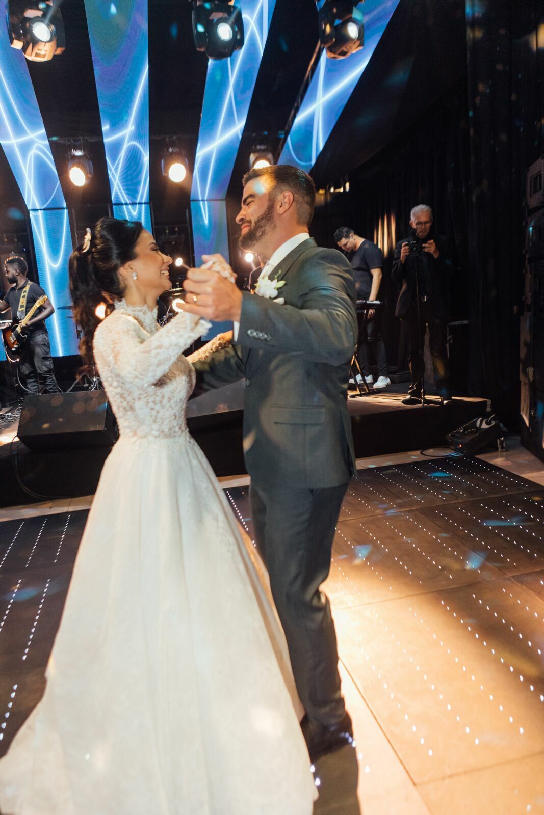 Foto Casamento Ana Carolina e Paulo Henrique - Igreja Santa Cecilia e Galpon - VR -RJ - Imagem 148