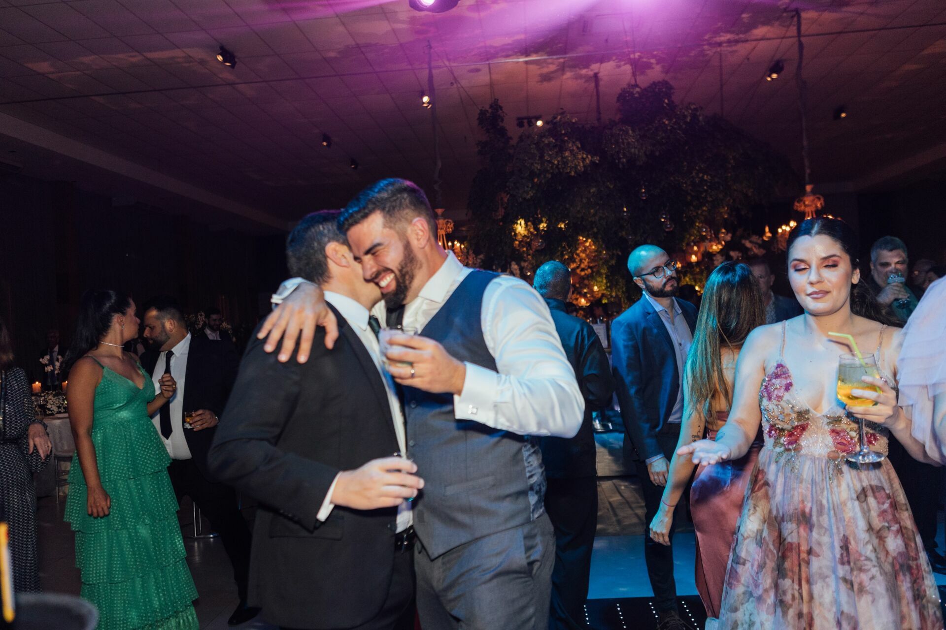 Foto Casamento Ana Carolina e Paulo Henrique - Igreja Santa Cecilia e Galpon - VR -RJ - Imagem 198