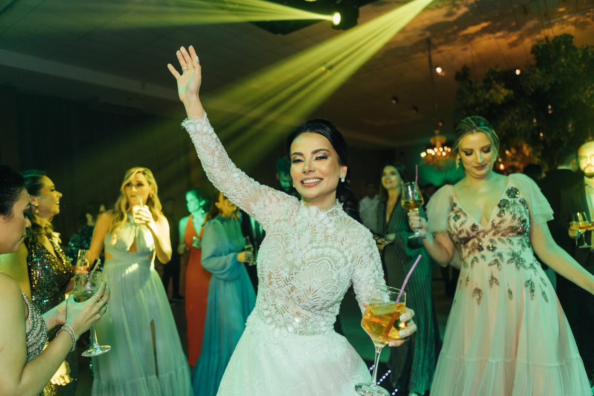 Foto Casamento Ana Carolina e Paulo Henrique - Igreja Santa Cecilia e Galpon - VR -RJ - Imagem 179