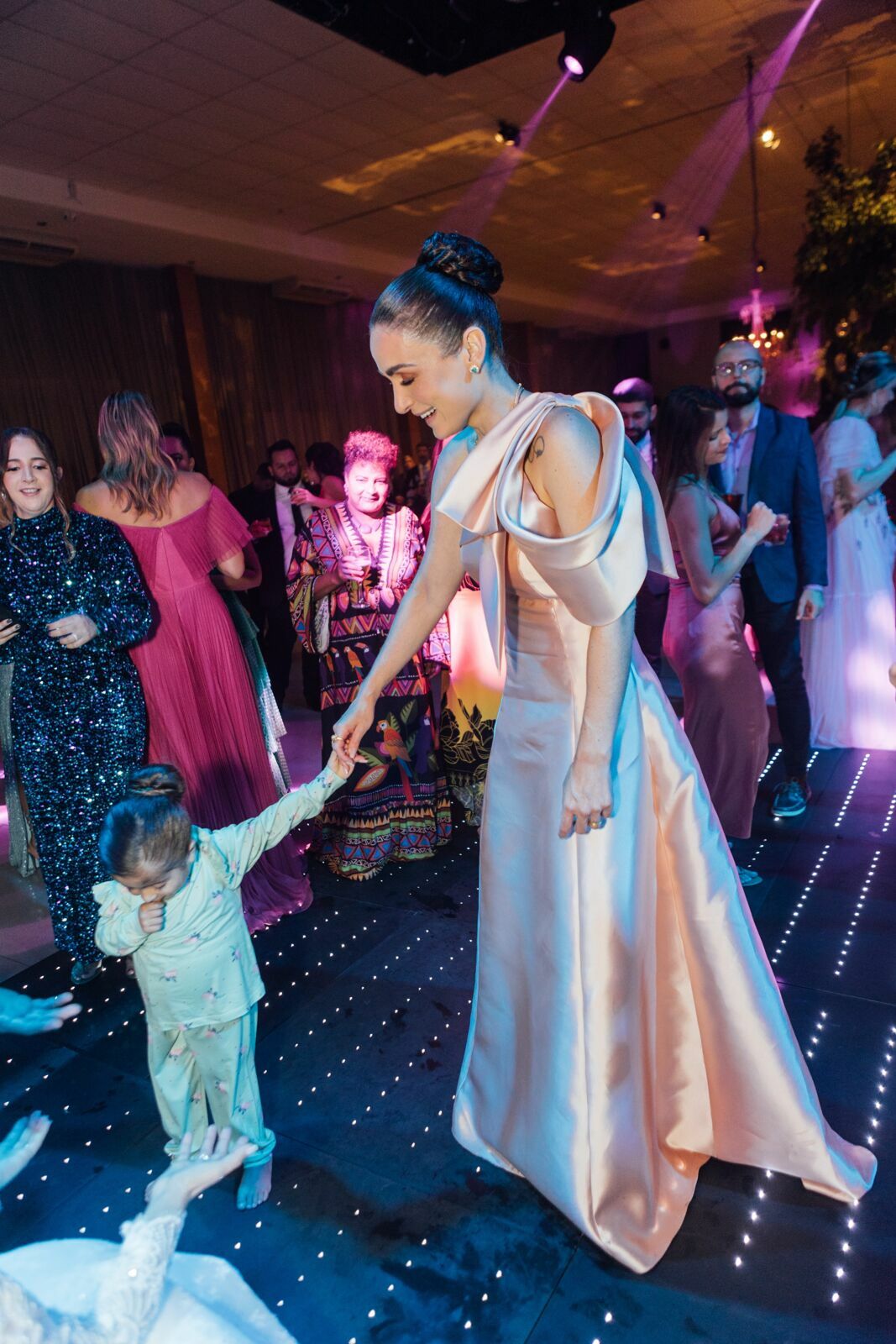 Foto Casamento Ana Carolina e Paulo Henrique - Igreja Santa Cecilia e Galpon - VR -RJ - Imagem 193