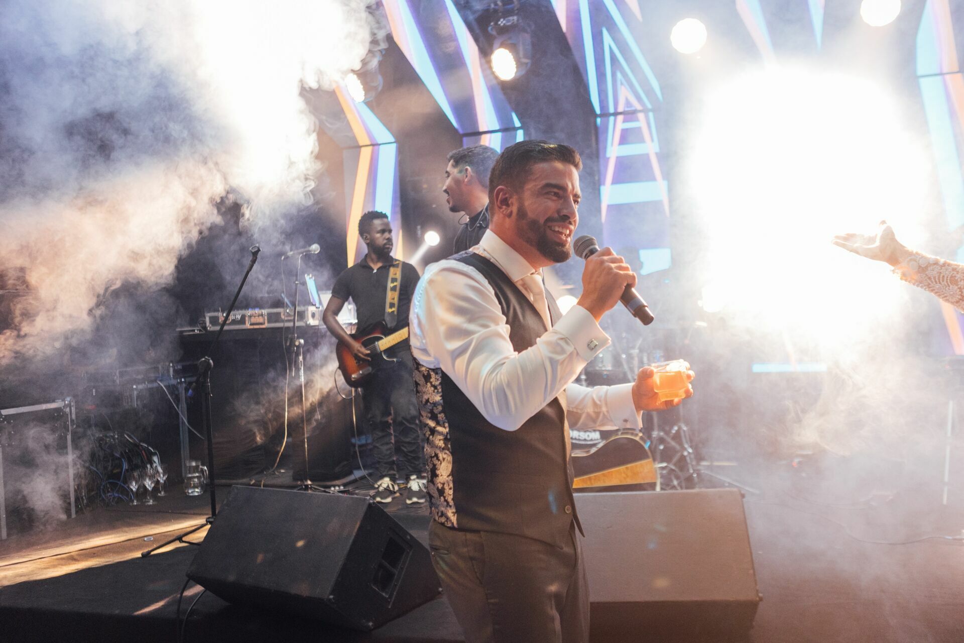 Foto Casamento Ana Carolina e Paulo Henrique - Igreja Santa Cecilia e Galpon - VR -RJ - Imagem 169