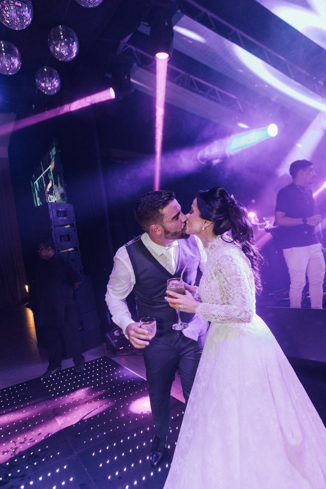 Foto Casamento Ana Carolina e Paulo Henrique - Igreja Santa Cecilia e Galpon - VR -RJ - Imagem 171