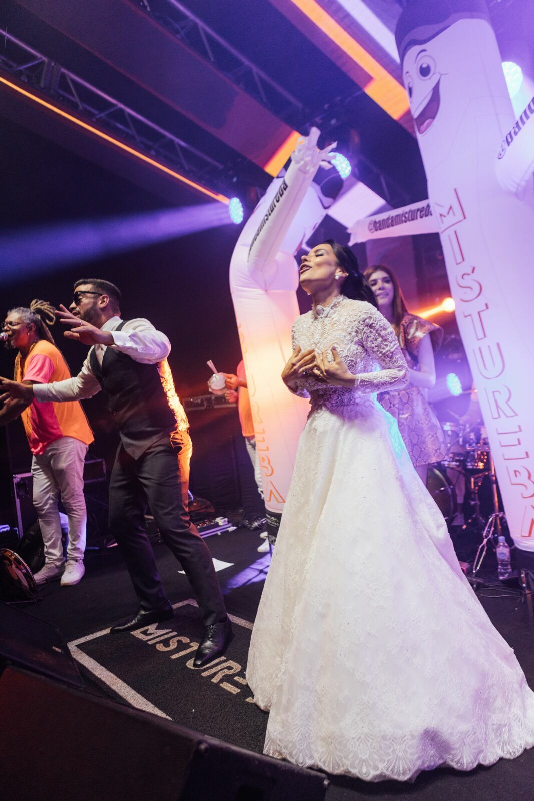 Foto Casamento Ana Carolina e Paulo Henrique - Igreja Santa Cecilia e Galpon - VR -RJ - Imagem 220