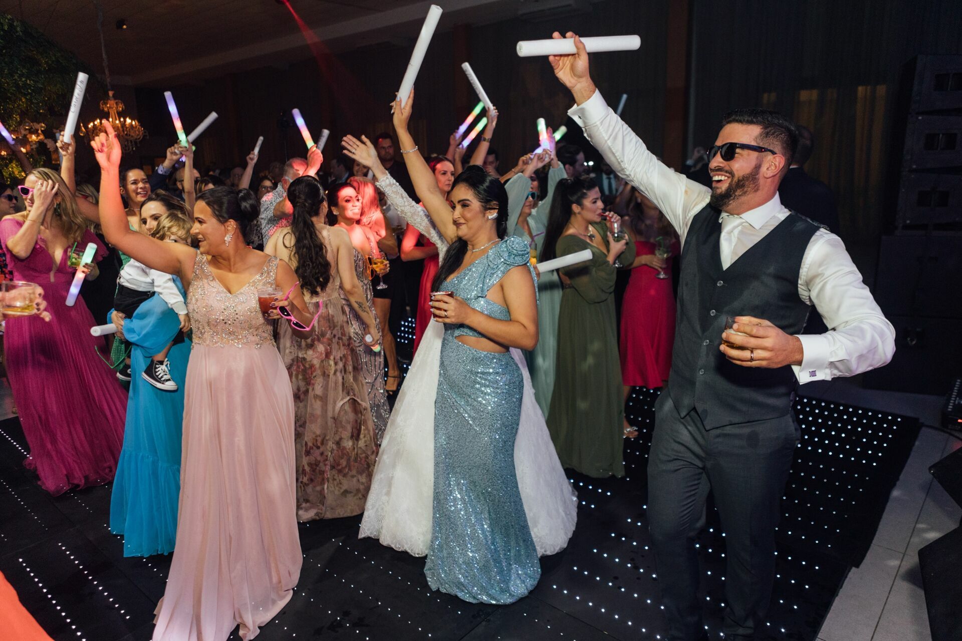 Foto Casamento Ana Carolina e Paulo Henrique - Igreja Santa Cecilia e Galpon - VR -RJ - Imagem 211
