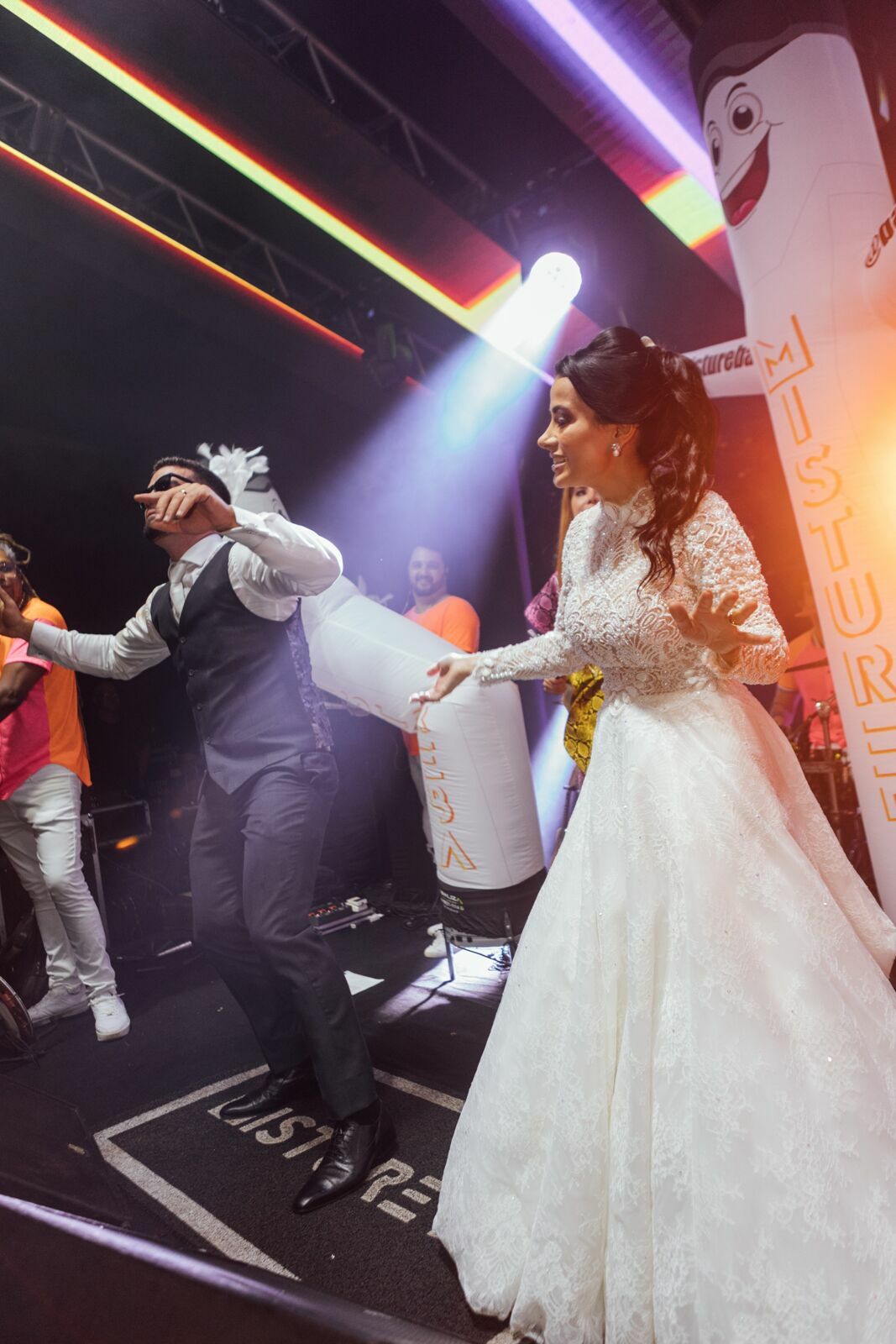 Foto Casamento Ana Carolina e Paulo Henrique - Igreja Santa Cecilia e Galpon - VR -RJ - Imagem 218