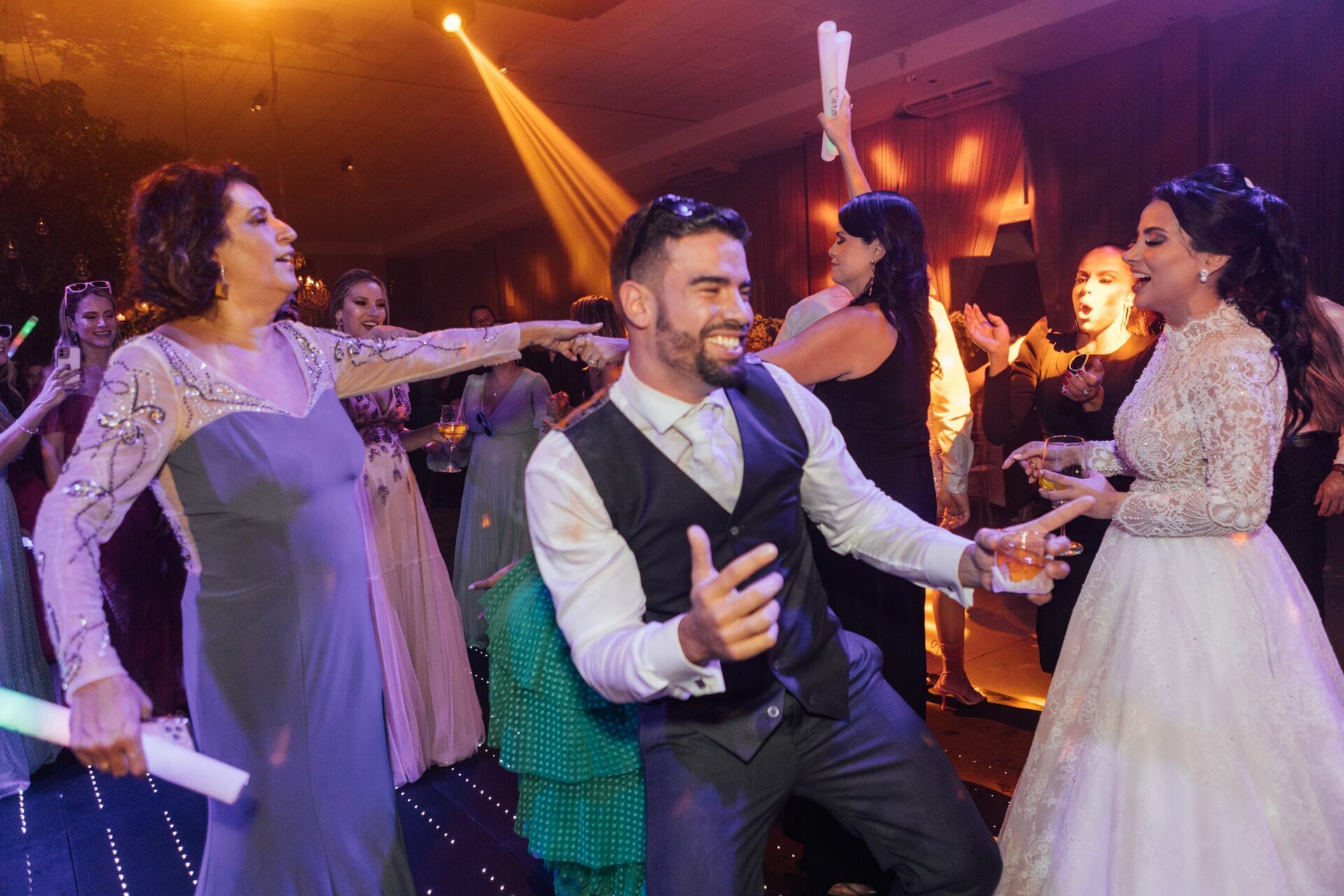 Foto  Casamento Ana Carolina e Paulo Henrique - Igreja Santa Cecilia e Galpon - VR -RJ - Imagem 239