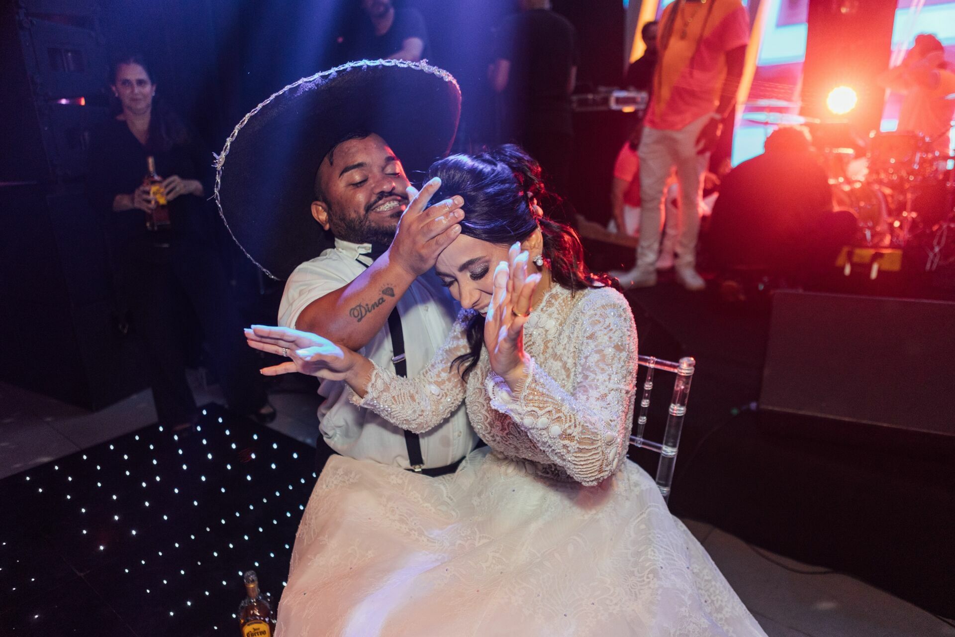Foto  Casamento Ana Carolina e Paulo Henrique - Igreja Santa Cecilia e Galpon - VR -RJ - Imagem 268