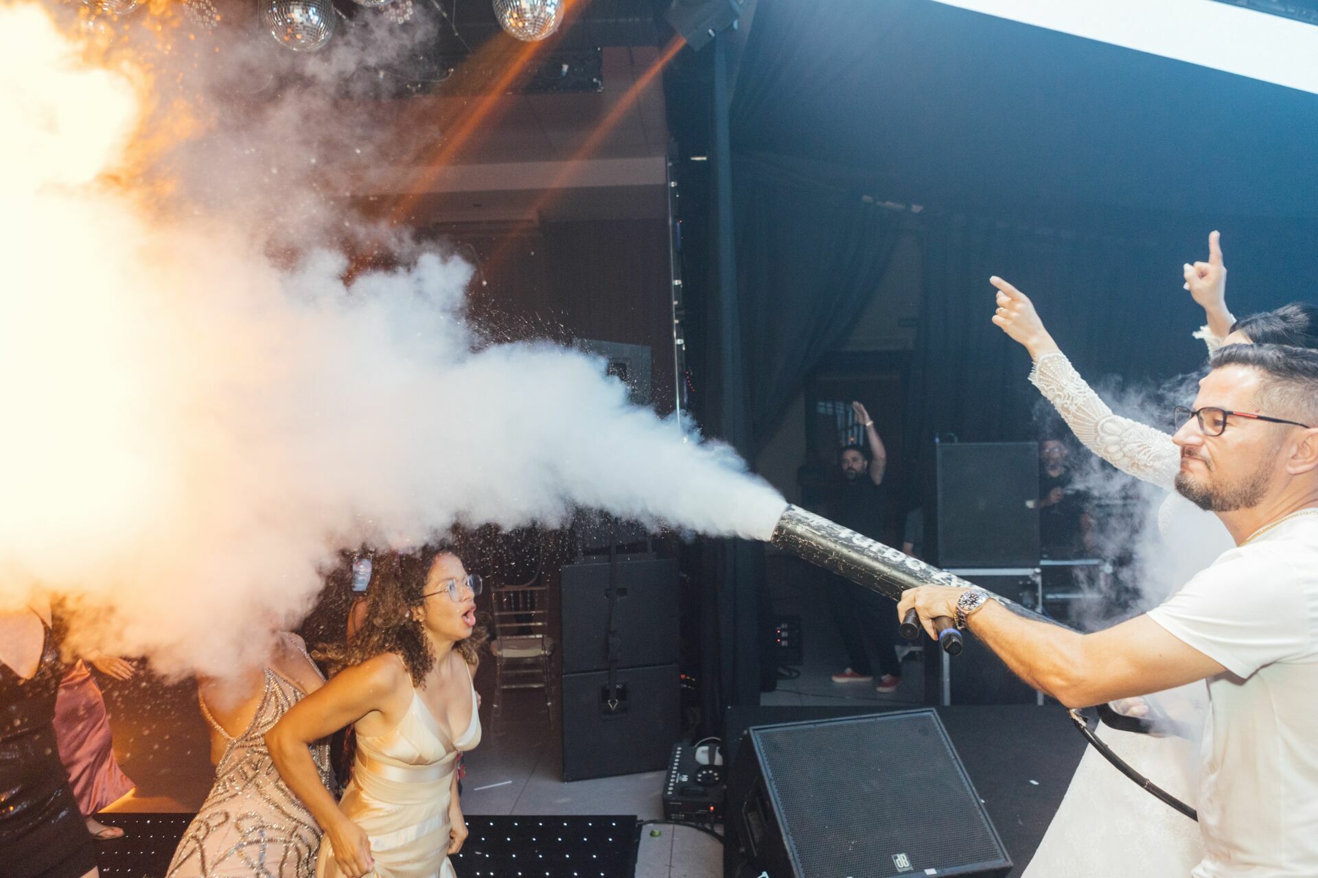Foto  Casamento Ana Carolina e Paulo Henrique - Igreja Santa Cecilia e Galpon - VR -RJ - Imagem 300