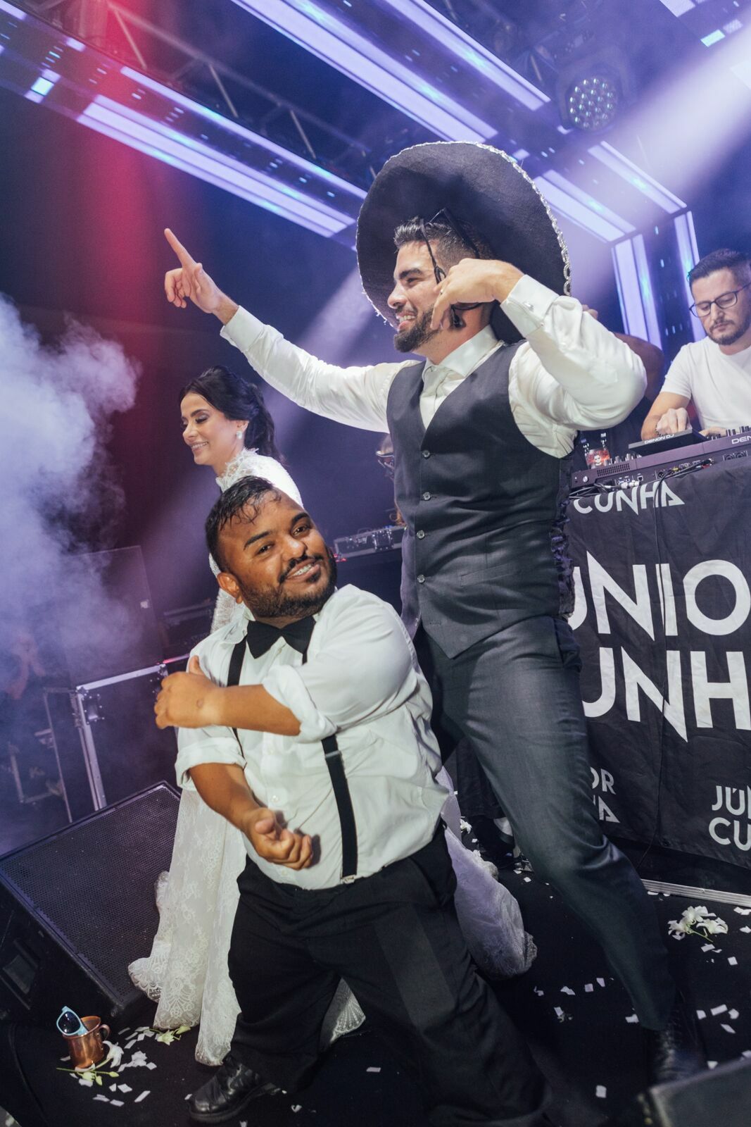 Foto  Casamento Ana Carolina e Paulo Henrique - Igreja Santa Cecilia e Galpon - VR -RJ - Imagem 306