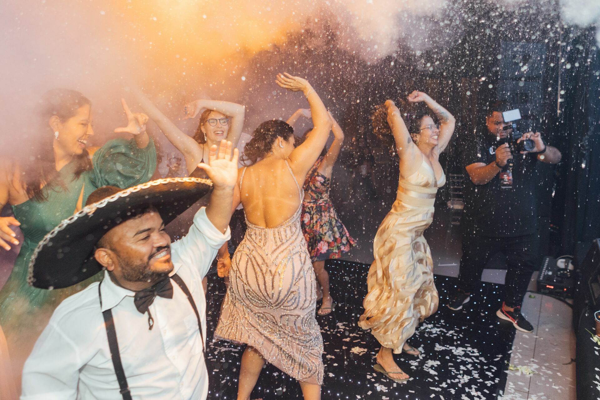Foto  Casamento Ana Carolina e Paulo Henrique - Igreja Santa Cecilia e Galpon - VR -RJ - Imagem 301