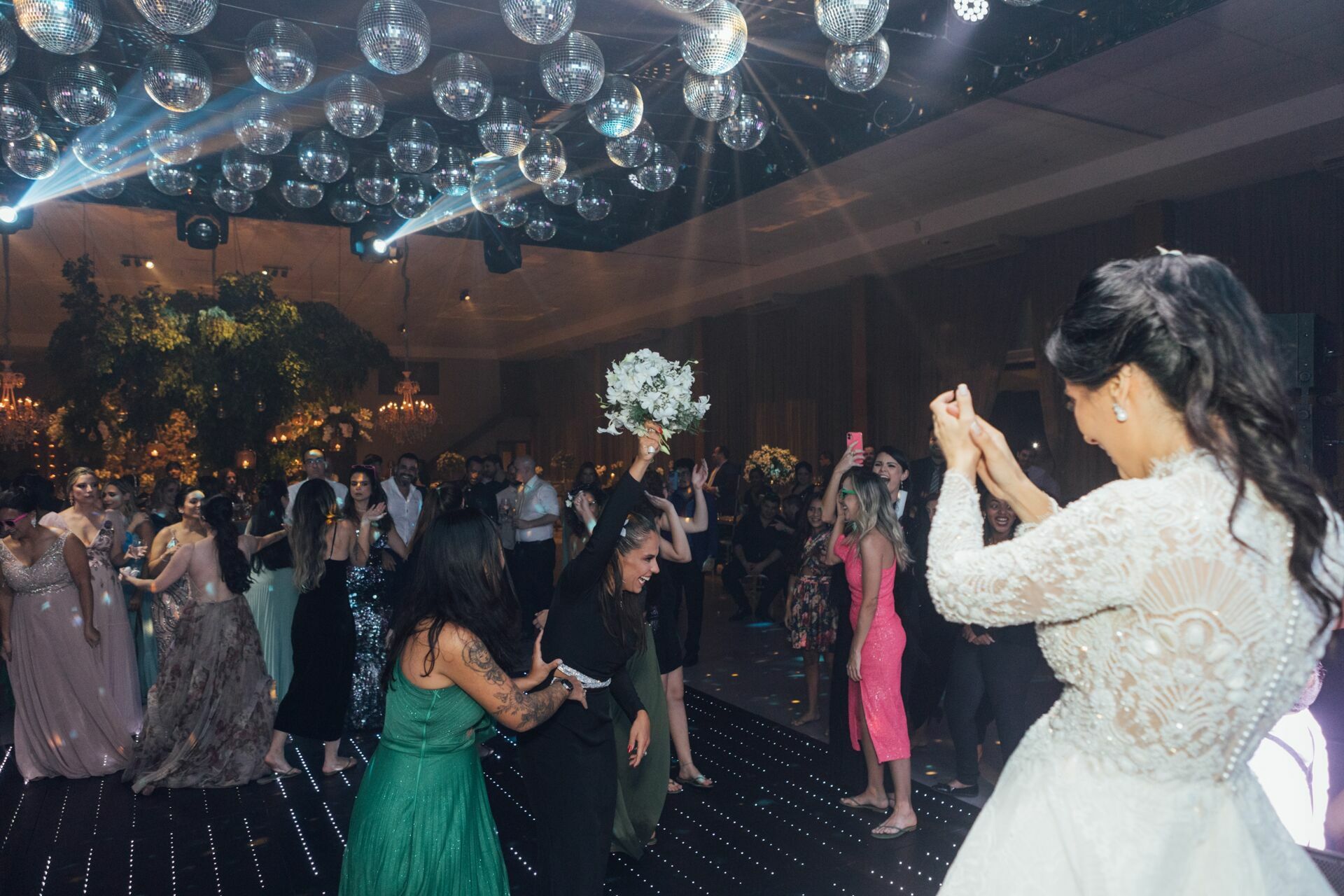 Foto  Casamento Ana Carolina e Paulo Henrique - Igreja Santa Cecilia e Galpon - VR -RJ - Imagem 289