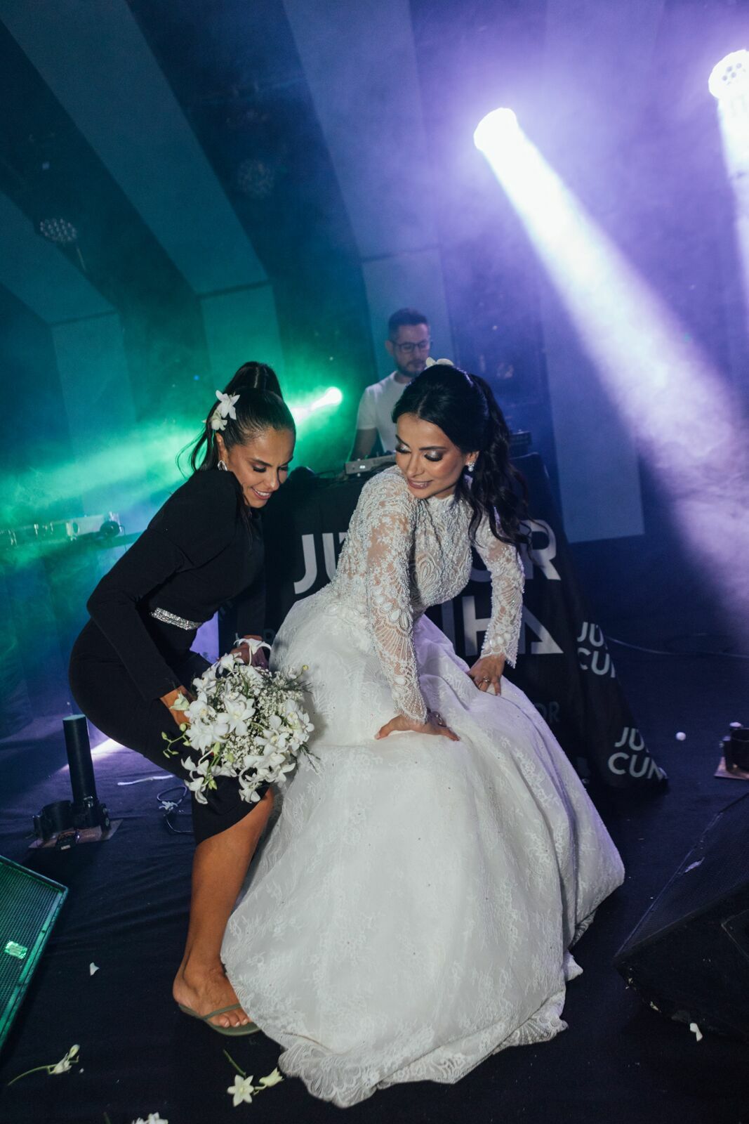 Foto  Casamento Ana Carolina e Paulo Henrique - Igreja Santa Cecilia e Galpon - VR -RJ - Imagem 293