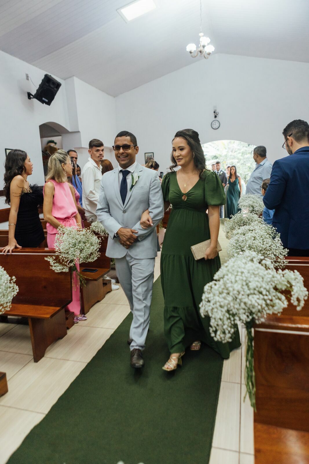 Foto Casamento Larissa e Adam - Igreja N. S. Aparecida e Restaurante Jardim Secreto - Penedo RJ - Imagem 48