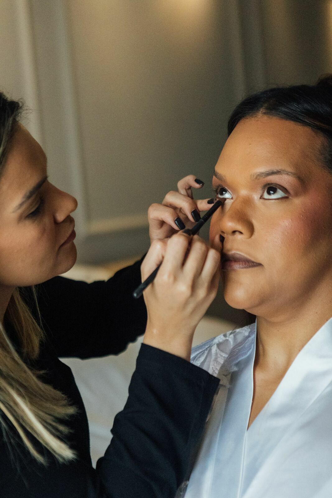 Foto Casamento Larissa e Adam - Igreja N. S. Aparecida e Restaurante Jardim Secreto - Penedo RJ - Imagem 12