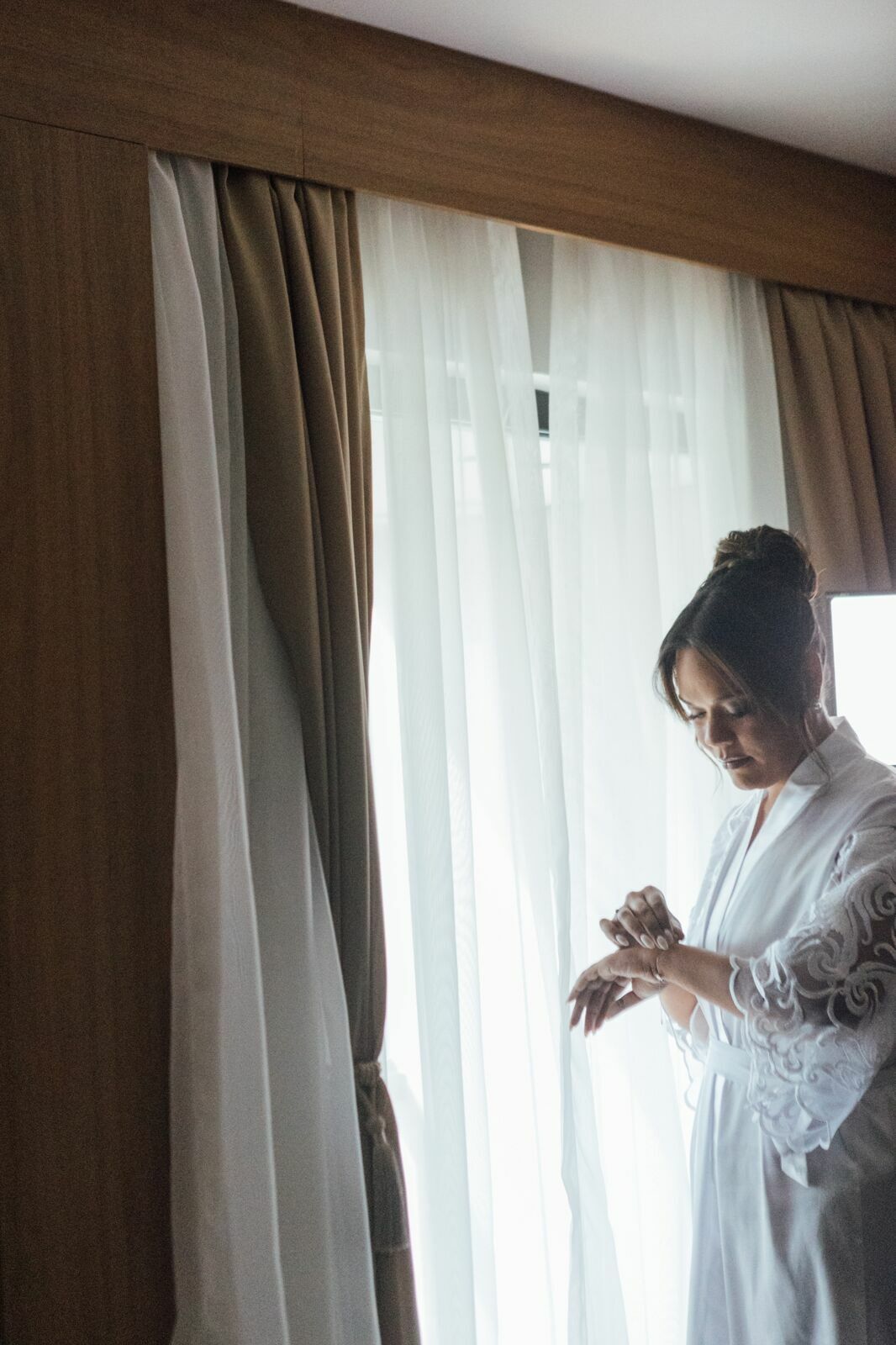 Foto Casamento Larissa e Adam - Igreja N. S. Aparecida e Restaurante Jardim Secreto - Penedo RJ - Imagem 22