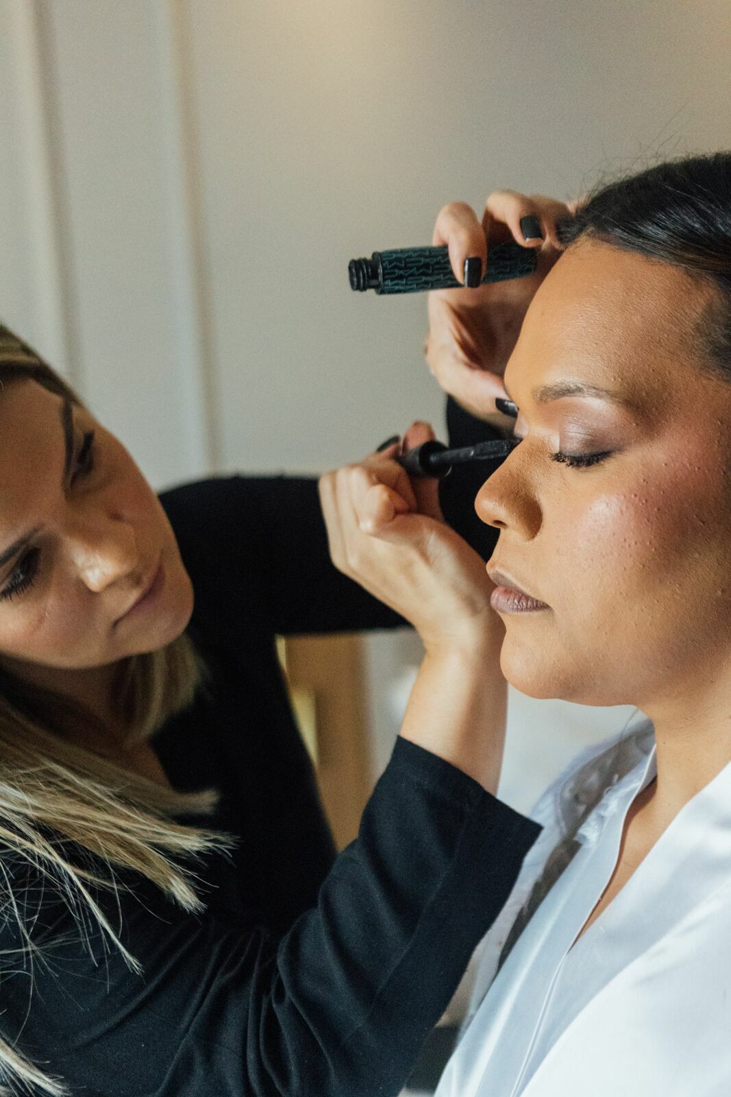 Foto Casamento Larissa e Adam - Igreja N. S. Aparecida e Restaurante Jardim Secreto - Penedo RJ - Imagem 13