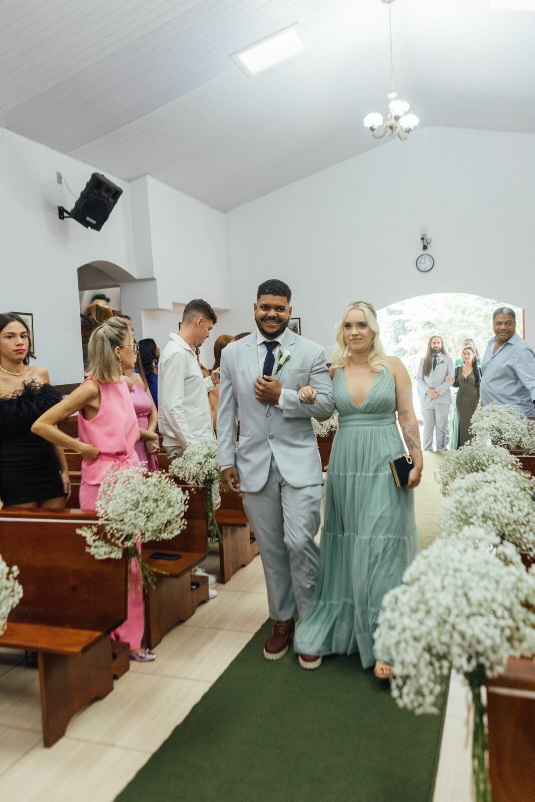 Foto Casamento Larissa e Adam - Igreja N. S. Aparecida e Restaurante Jardim Secreto - Penedo RJ - Imagem 45
