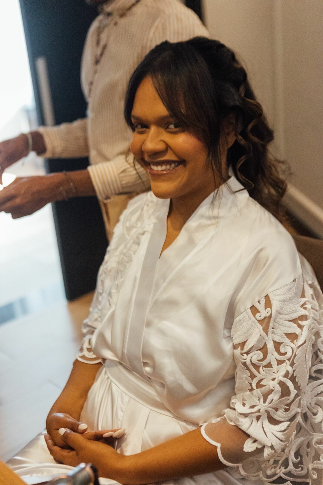 Foto Casamento Larissa e Adam - Igreja N. S. Aparecida e Restaurante Jardim Secreto - Penedo RJ - Imagem 7