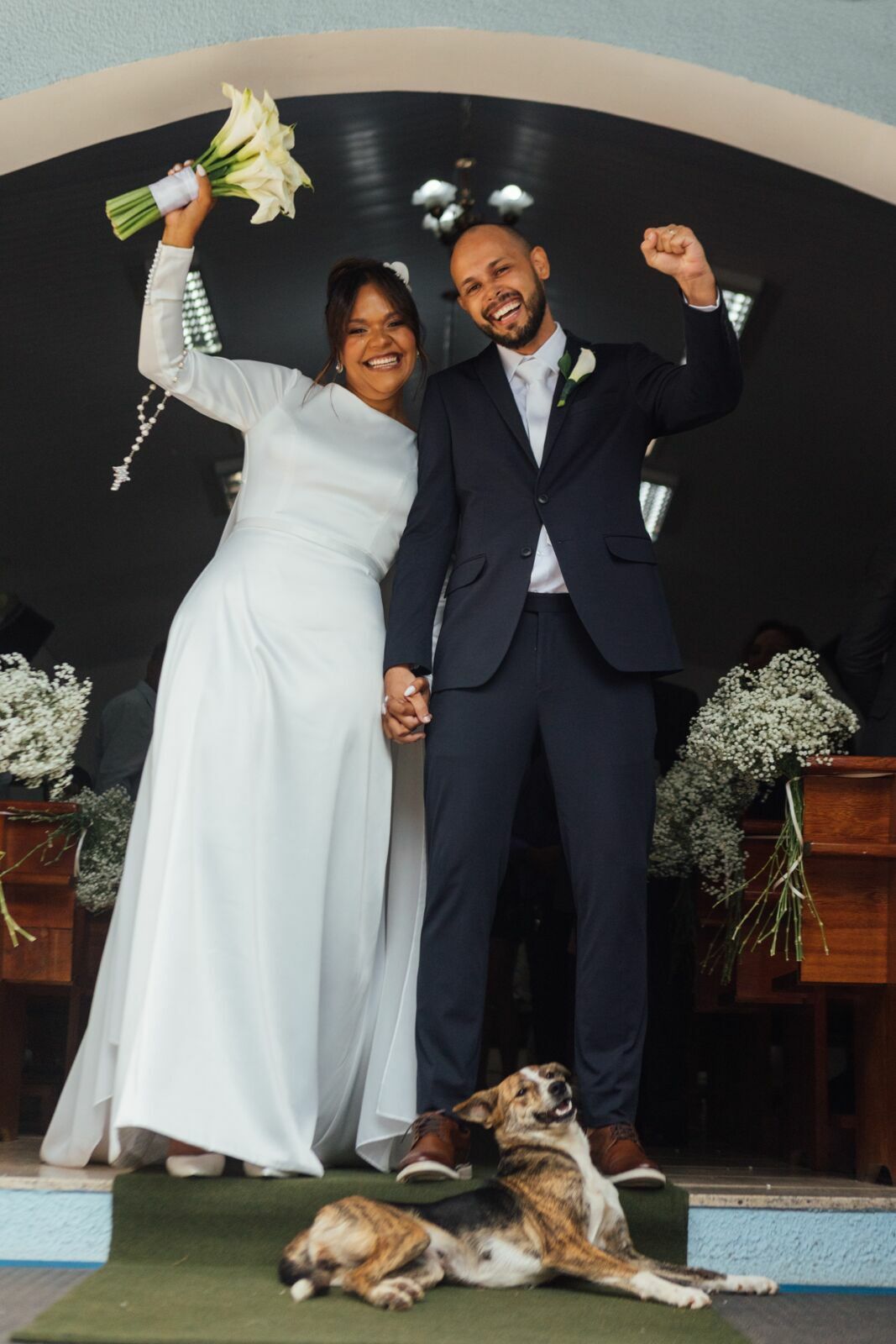 Foto Casamento Larissa e Adam - Igreja N. S. Aparecida e Restaurante Jardim Secreto - Penedo RJ - Imagem 111