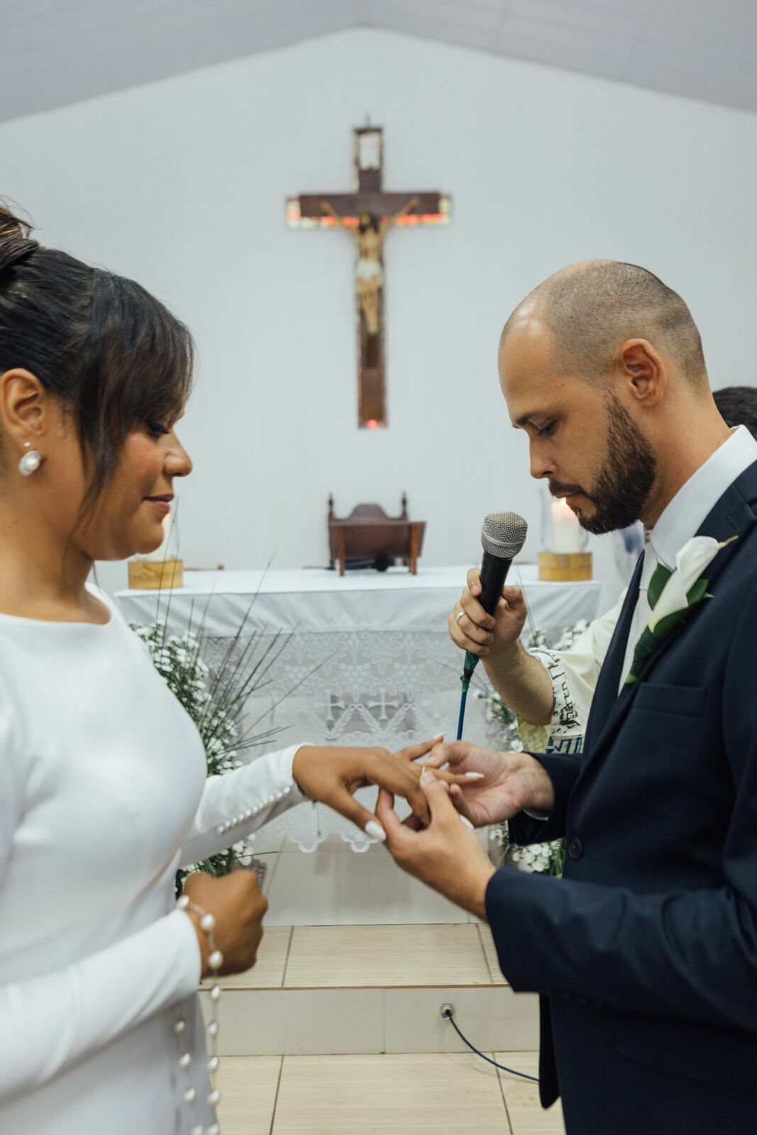 Foto Casamento Larissa e Adam - Igreja N. S. Aparecida e Restaurante Jardim Secreto - Penedo RJ - Imagem 96