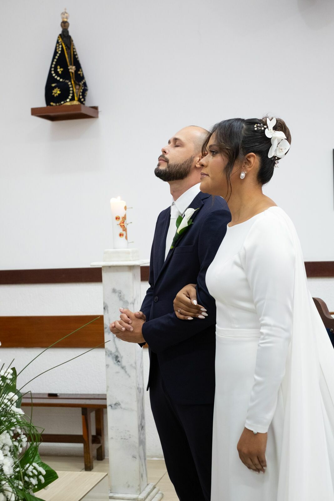 Foto Casamento Larissa e Adam - Igreja N. S. Aparecida e Restaurante Jardim Secreto - Penedo RJ - Imagem 75