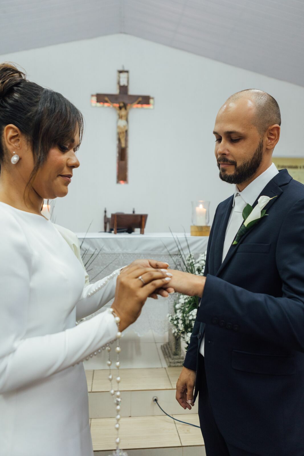 Foto Casamento Larissa e Adam - Igreja N. S. Aparecida e Restaurante Jardim Secreto - Penedo RJ - Imagem 98