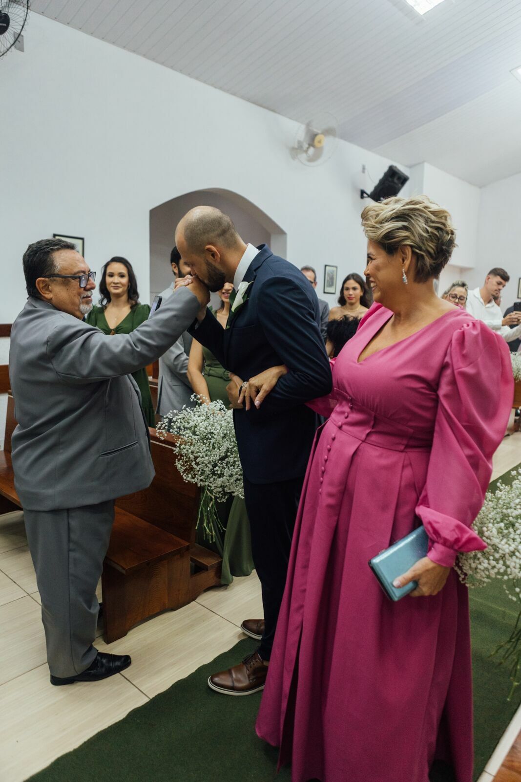 Foto Casamento Larissa e Adam - Igreja N. S. Aparecida e Restaurante Jardim Secreto - Penedo RJ - Imagem 57