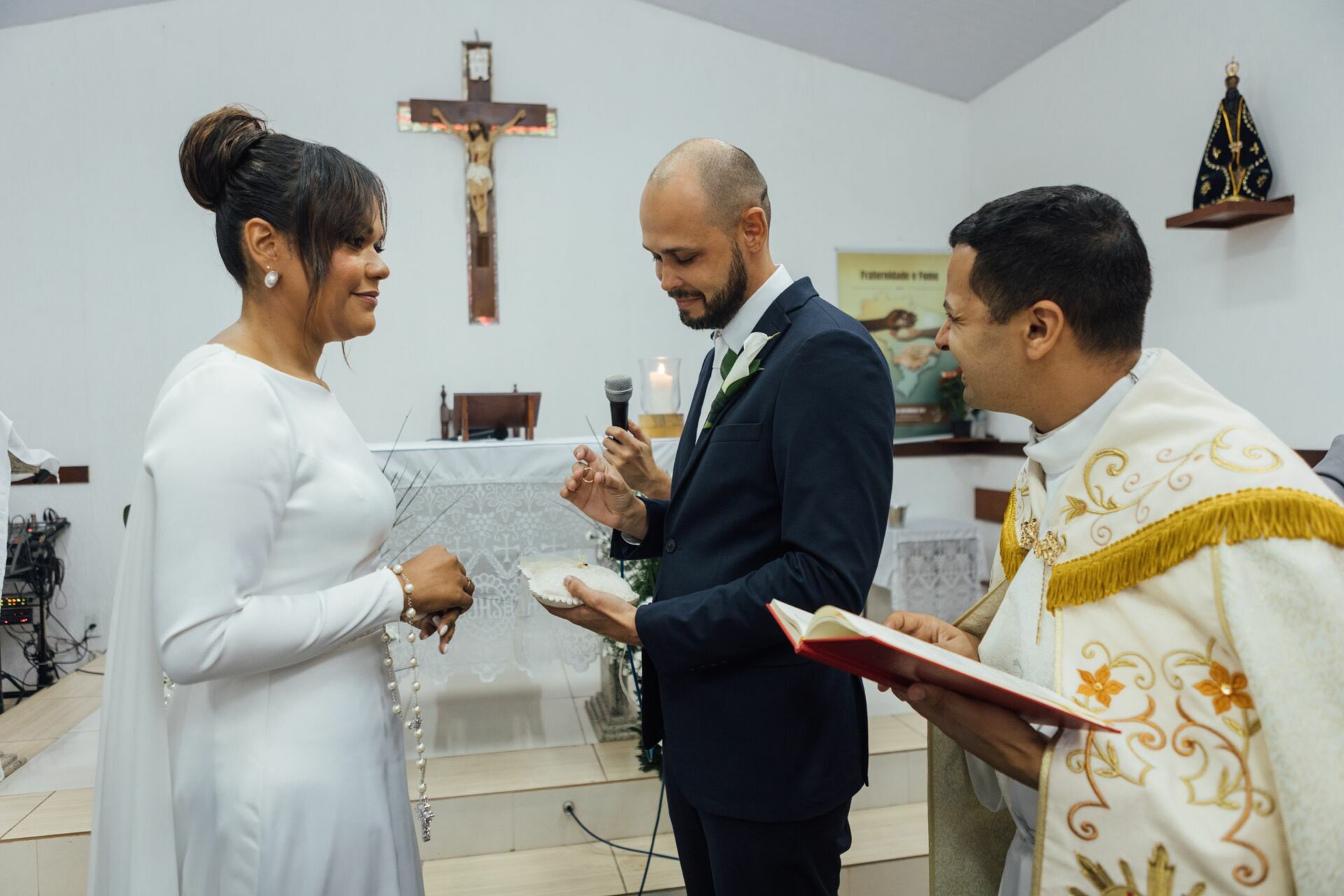 Foto Casamento Larissa e Adam - Igreja N. S. Aparecida e Restaurante Jardim Secreto - Penedo RJ - Imagem 95