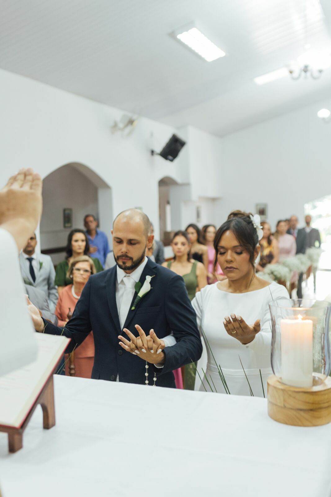 Foto Casamento Larissa e Adam - Igreja N. S. Aparecida e Restaurante Jardim Secreto - Penedo RJ - Imagem 104