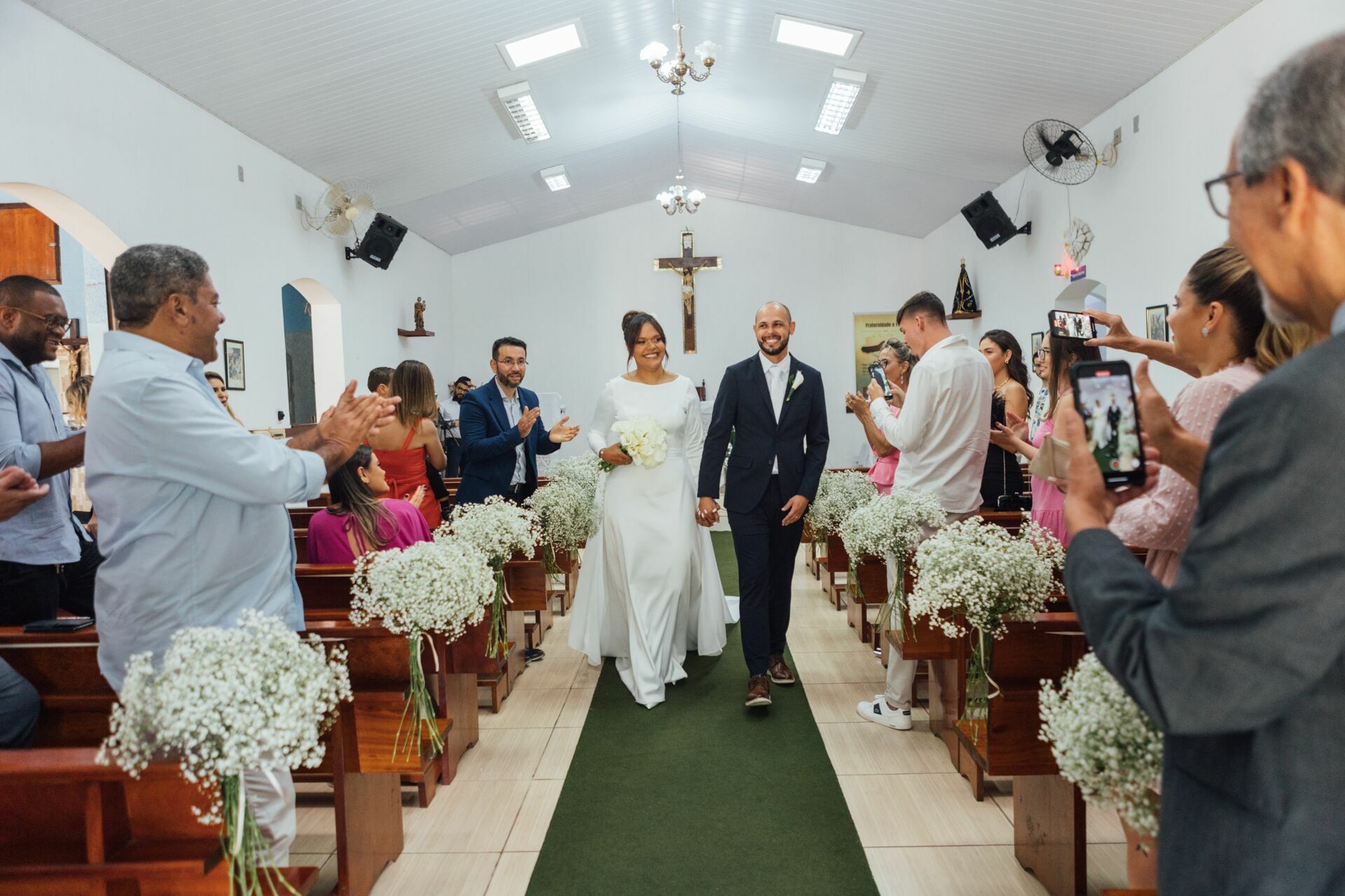 Foto Casamento Larissa e Adam - Igreja N. S. Aparecida e Restaurante Jardim Secreto - Penedo RJ - Imagem 109