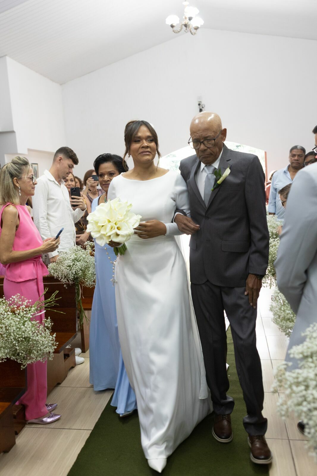 Foto Casamento Larissa e Adam - Igreja N. S. Aparecida e Restaurante Jardim Secreto - Penedo RJ - Imagem 66