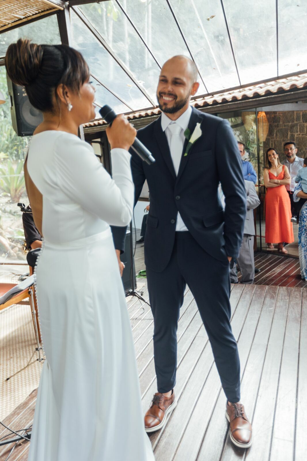 Foto Casamento Larissa e Adam - Igreja N. S. Aparecida e Restaurante Jardim Secreto - Penedo RJ - Imagem 186