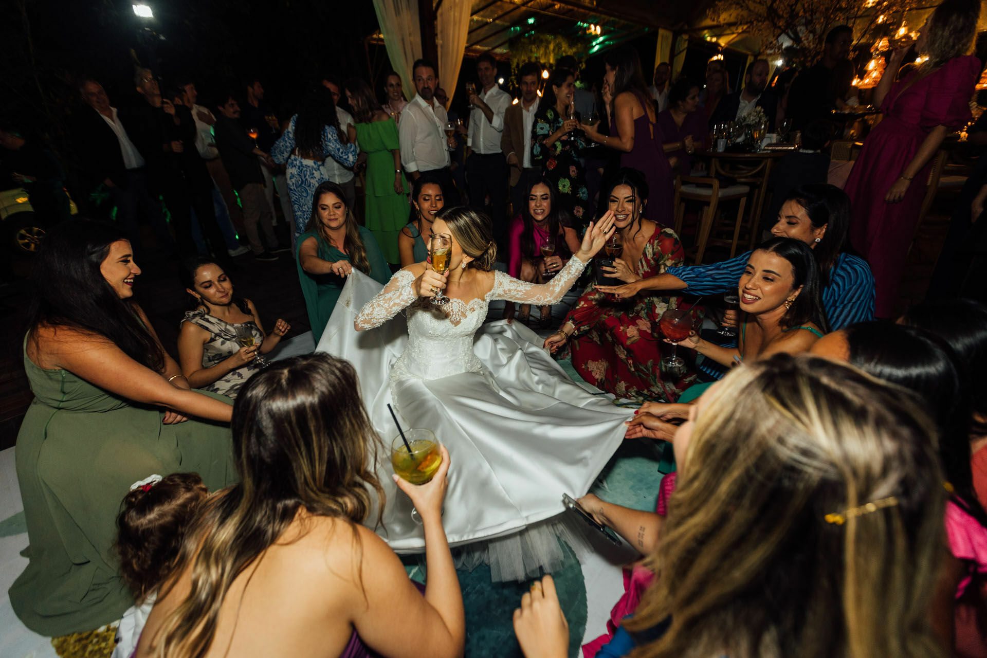 Foto Casamento Bruno e Lohayne - Igreja Sant'Anna e clube Itapoã - Barra Pirai Foto Casamento Bruno e Lohayne - Igreja Sant'Anna e clube Itapoã - Barra Pirai - Imagem 242