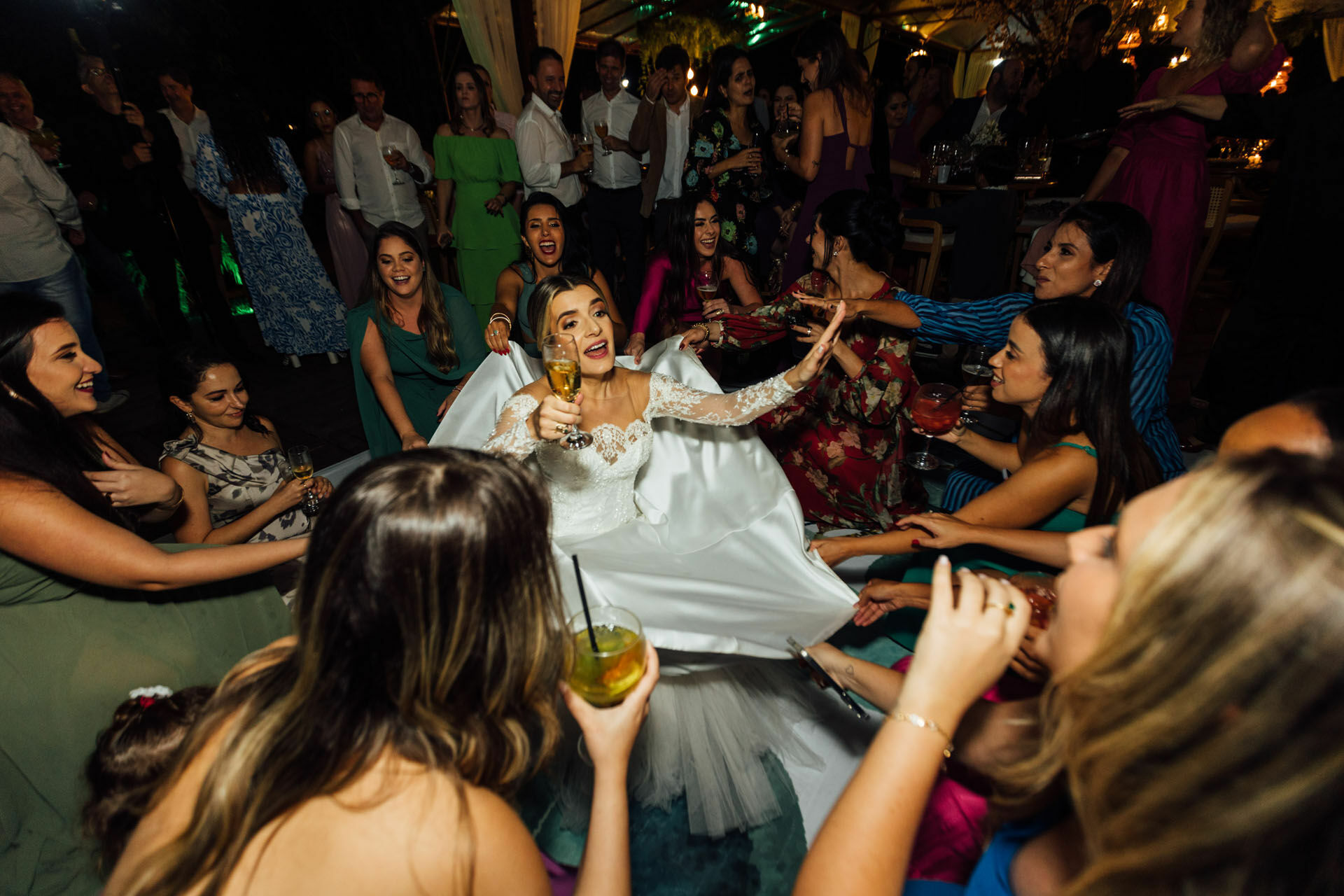 Foto Casamento Bruno e Lohayne - Igreja Sant'Anna e clube Itapoã - Barra Pirai Foto Casamento Bruno e Lohayne - Igreja Sant'Anna e clube Itapoã - Barra Pirai - Imagem 241