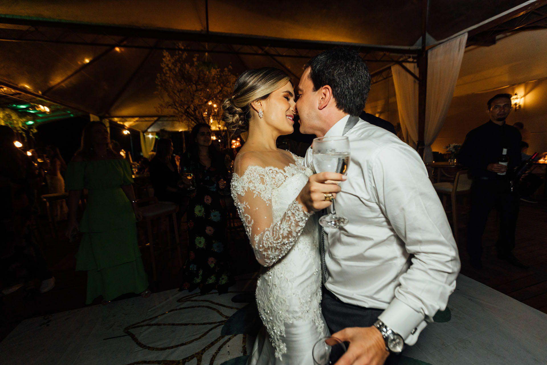 Foto Casamento Bruno e Lohayne - Igreja Sant'Anna e clube Itapoã - Barra Pirai Foto Casamento Bruno e Lohayne - Igreja Sant'Anna e clube Itapoã - Barra Pirai - Imagem 249