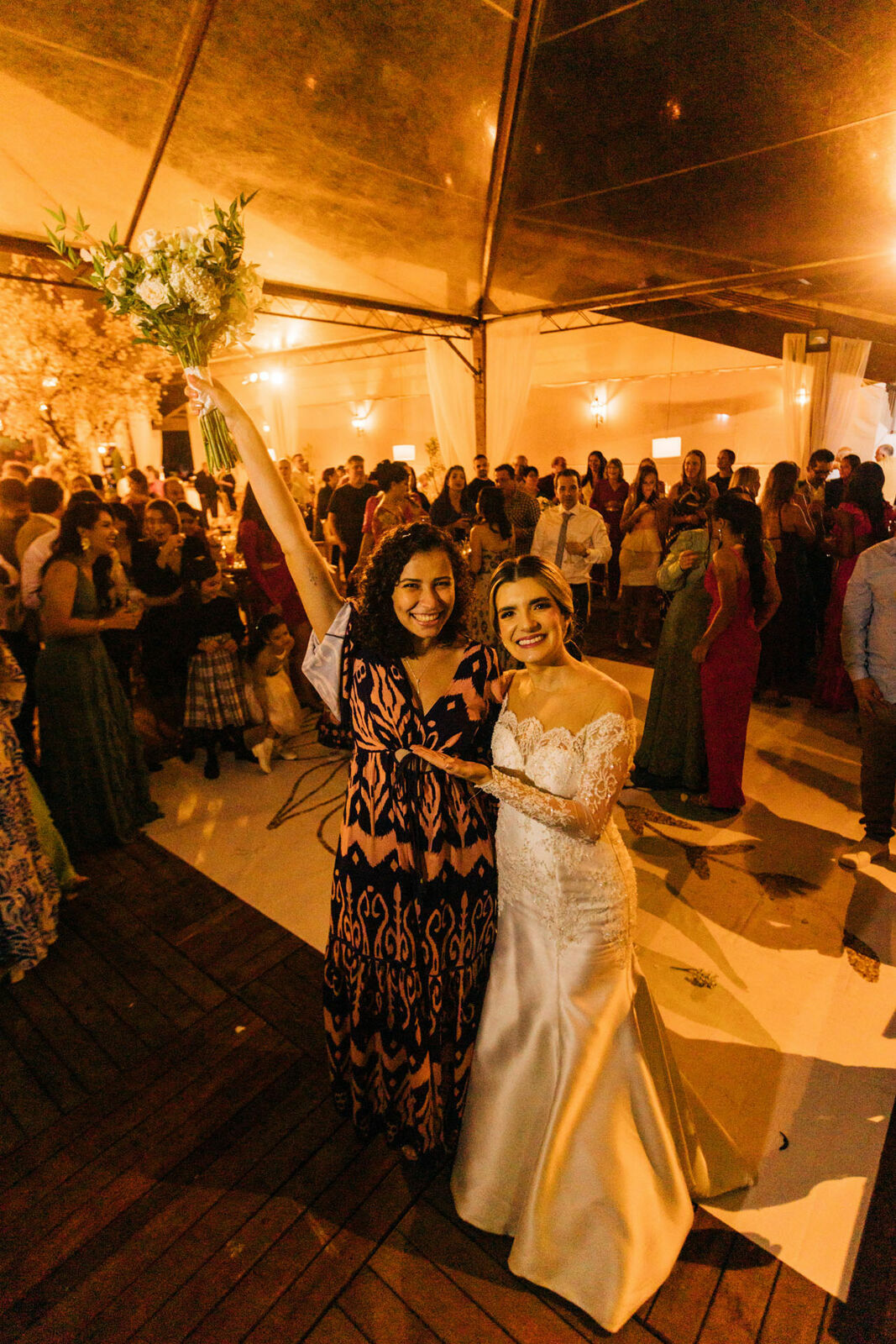Foto Casamento Bruno e Lohayne - Igreja Sant'Anna e clube Itapoã - Barra Pirai Foto Casamento Bruno e Lohayne - Igreja Sant'Anna e clube Itapoã - Barra Pirai - Imagem 238