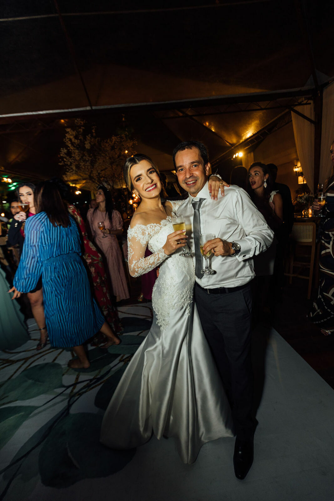 Foto Casamento Bruno e Lohayne - Igreja Sant'Anna e clube Itapoã - Barra Pirai Foto Casamento Bruno e Lohayne - Igreja Sant'Anna e clube Itapoã - Barra Pirai - Imagem 231