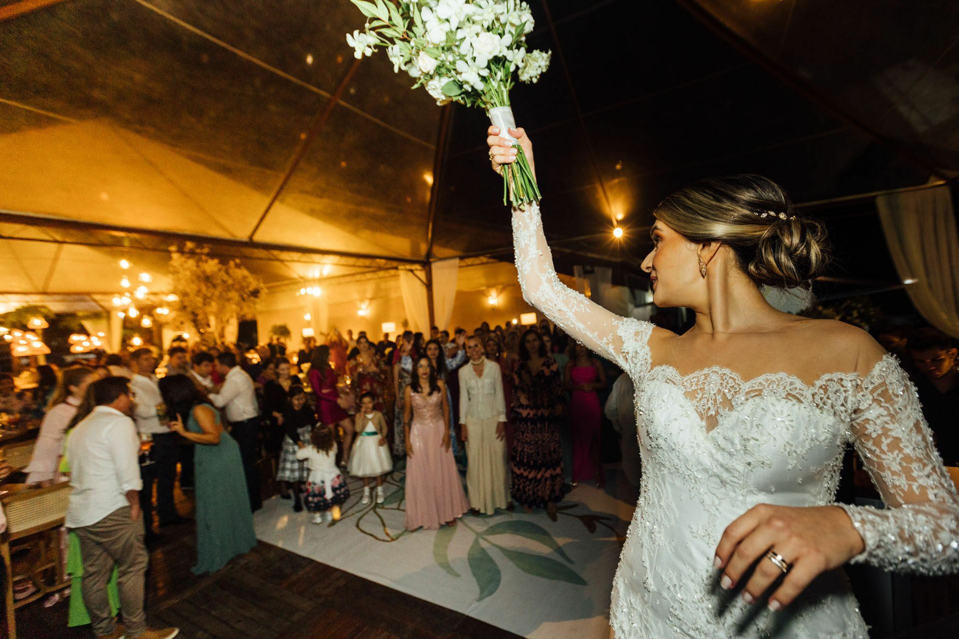 Foto Casamento Bruno e Lohayne - Igreja Sant'Anna e clube Itapoã - Barra Pirai Foto Casamento Bruno e Lohayne - Igreja Sant'Anna e clube Itapoã - Barra Pirai - Imagem 235