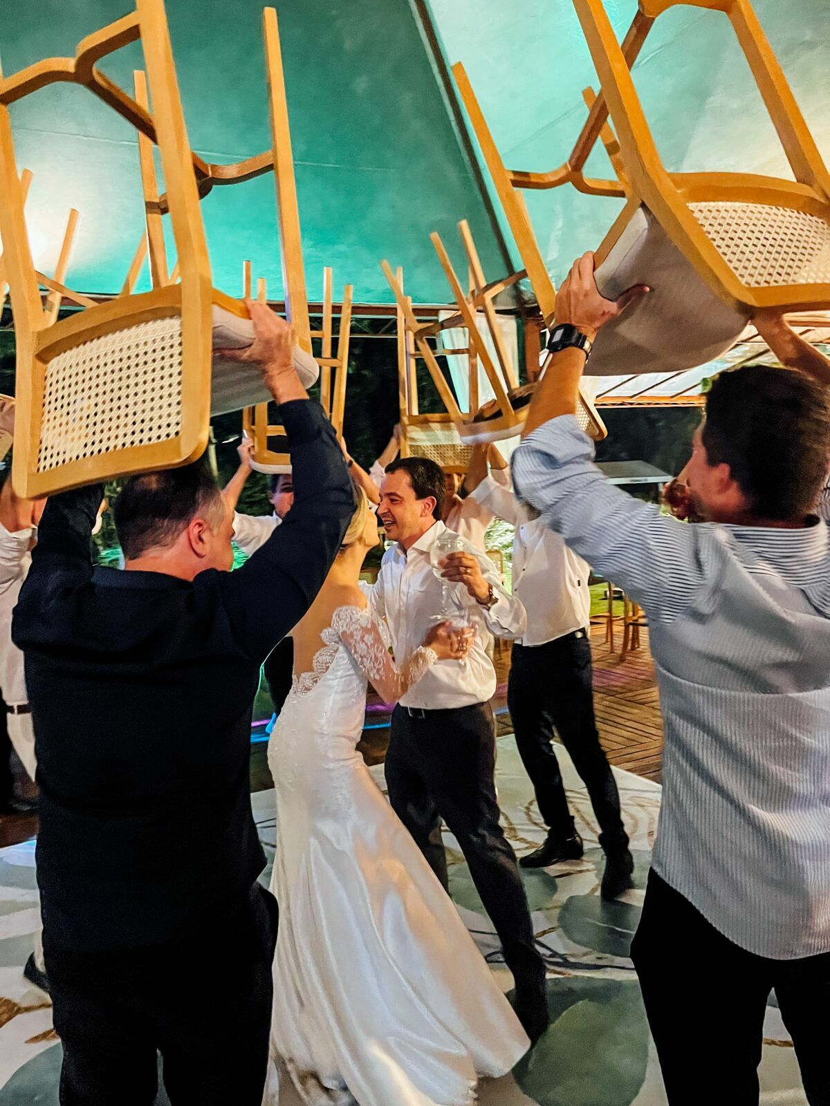 Foto Casamento Bruno e Lohayne - Igreja Sant'Anna e clube Itapoã - Barra Pirai Foto Casamento Bruno e Lohayne - Igreja Sant'Anna e clube Itapoã - Barra Pirai - Imagem 244