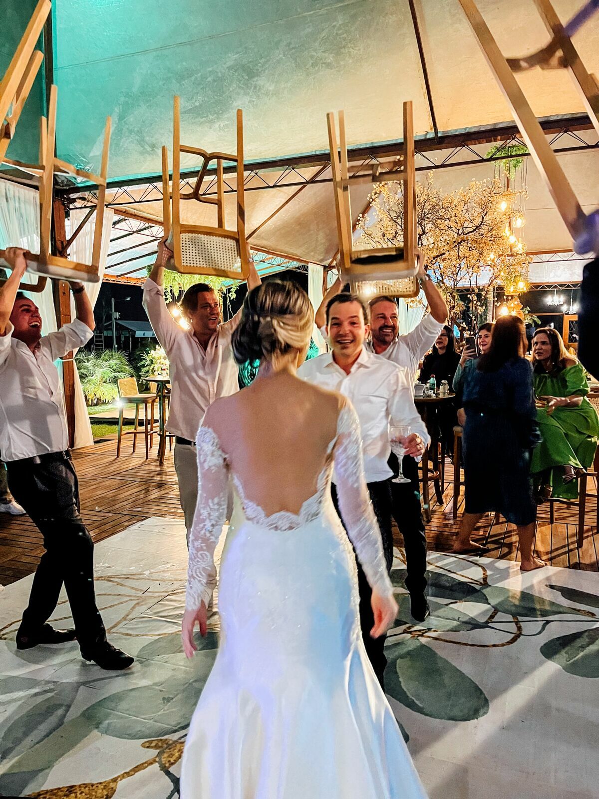 Foto Casamento Bruno e Lohayne - Igreja Sant'Anna e clube Itapoã - Barra Pirai Foto Casamento Bruno e Lohayne - Igreja Sant'Anna e clube Itapoã - Barra Pirai - Imagem 251