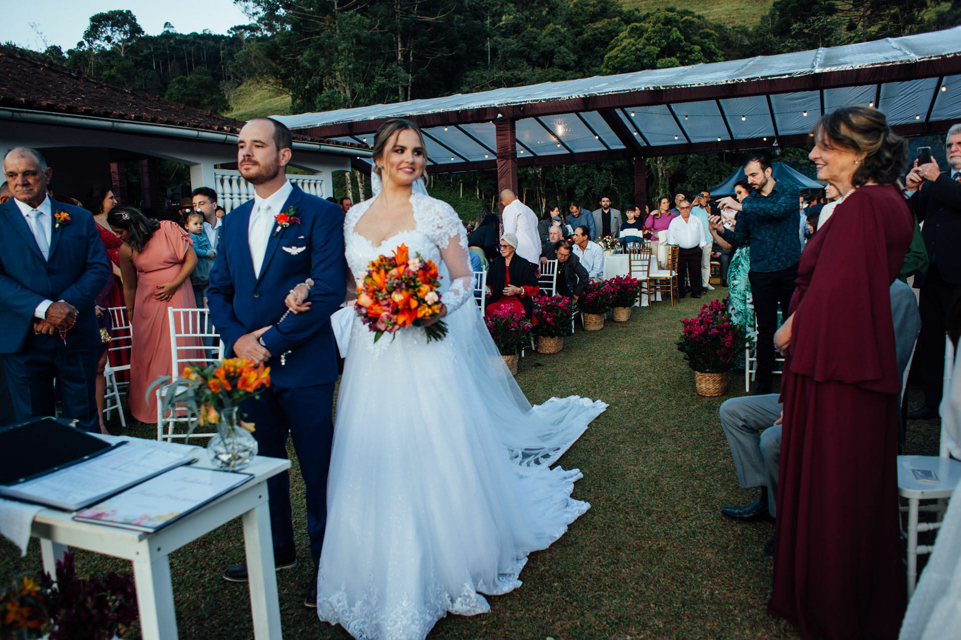 Foto Casamento Joao Marcos e Juliana - Visconde de Mauá - RJ - Parte II - Celebração e Festa Foto Casamento Joao Marcos e Juliana - Visconde de Mauá - RJ - Parte II - Celebração e Festa - Imagem 91