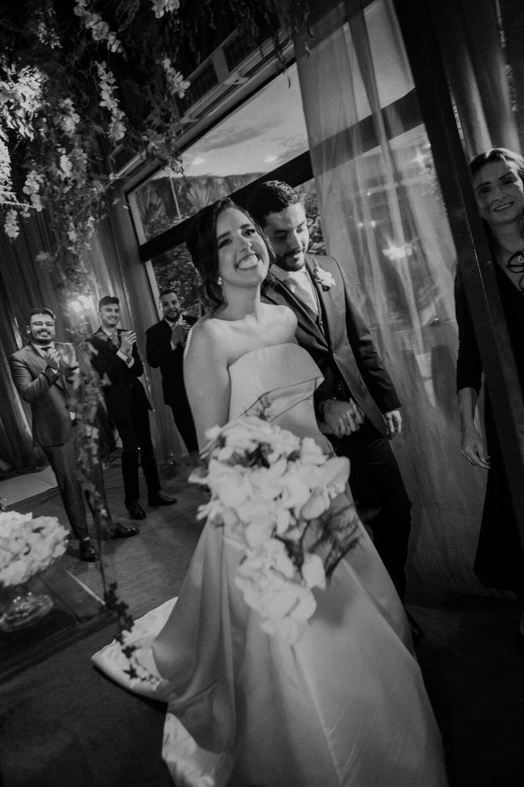 Foto Casamento Pedro e Mayara - Igreja Santa Cecilia e Ricardo Buffet - VR Foto Casamento Pedro e Mayara - Igreja Santa Cecilia e Ricardo Buffet - VR - Imagem 142