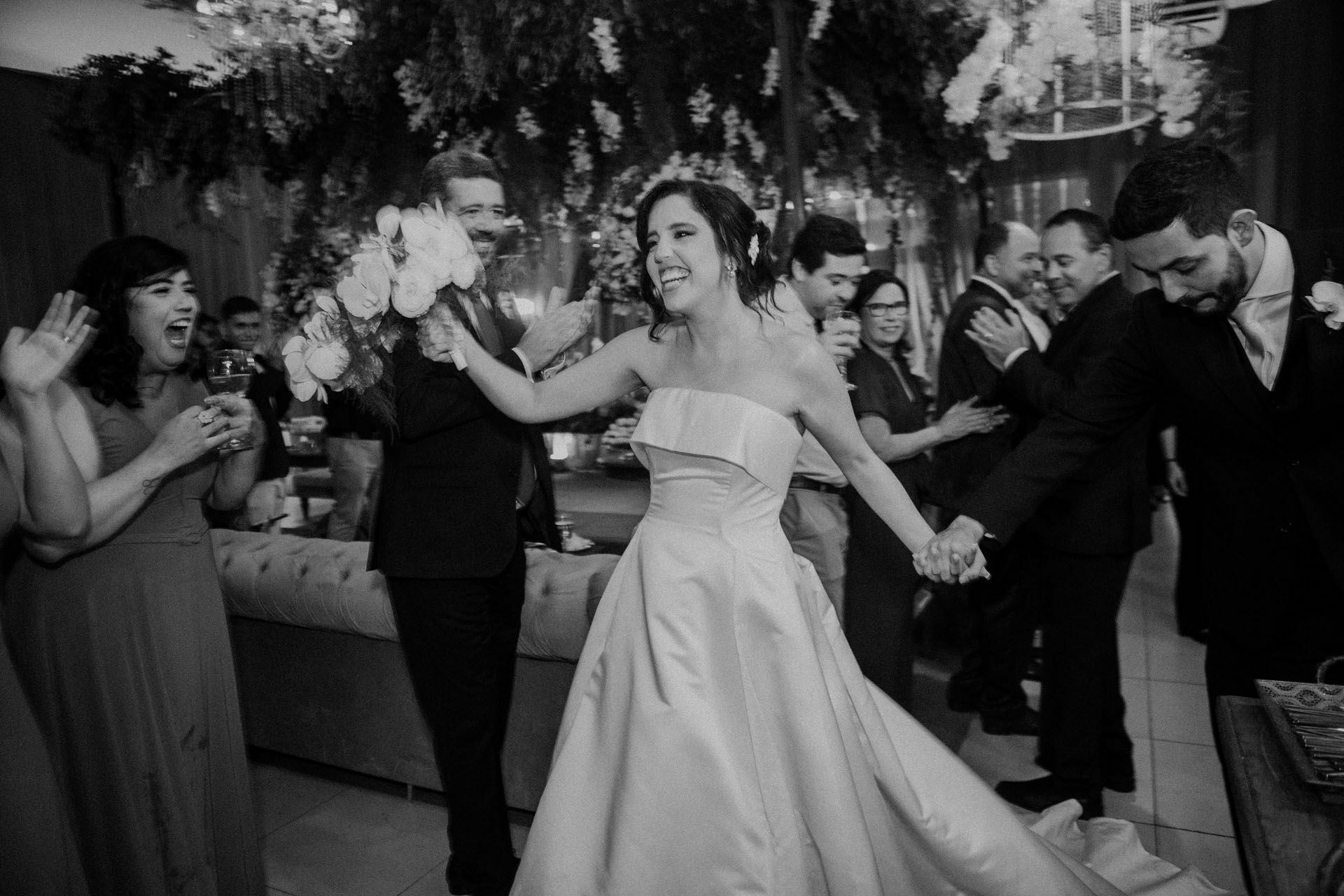 Foto Casamento Pedro e Mayara - Igreja Santa Cecilia e Ricardo Buffet - VR Foto Casamento Pedro e Mayara - Igreja Santa Cecilia e Ricardo Buffet - VR - Imagem 143